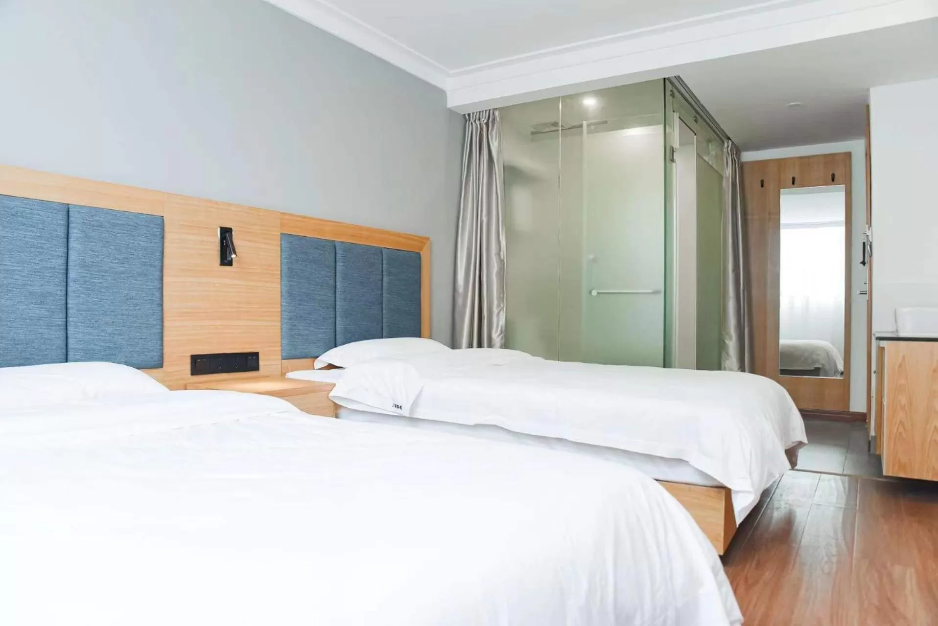 Bed in Travel light Guilin