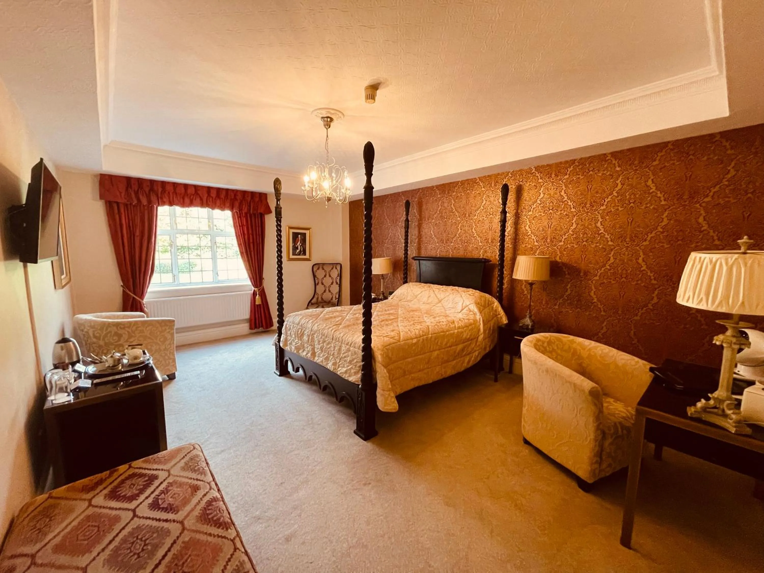 Photo of the whole room, Bed in Nuthurst Grange Country House Hotel & Restaurant