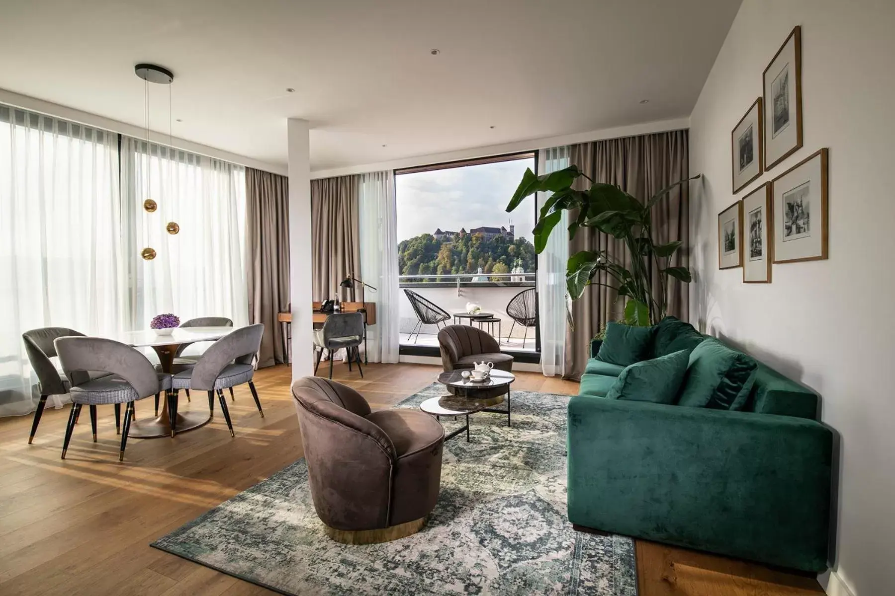 "Above the City" Suite with Terrace and Castle View in City Hotel Ljubljana "Above the City" Suite with Terrace and Castle View in City Hotel Ljubljana