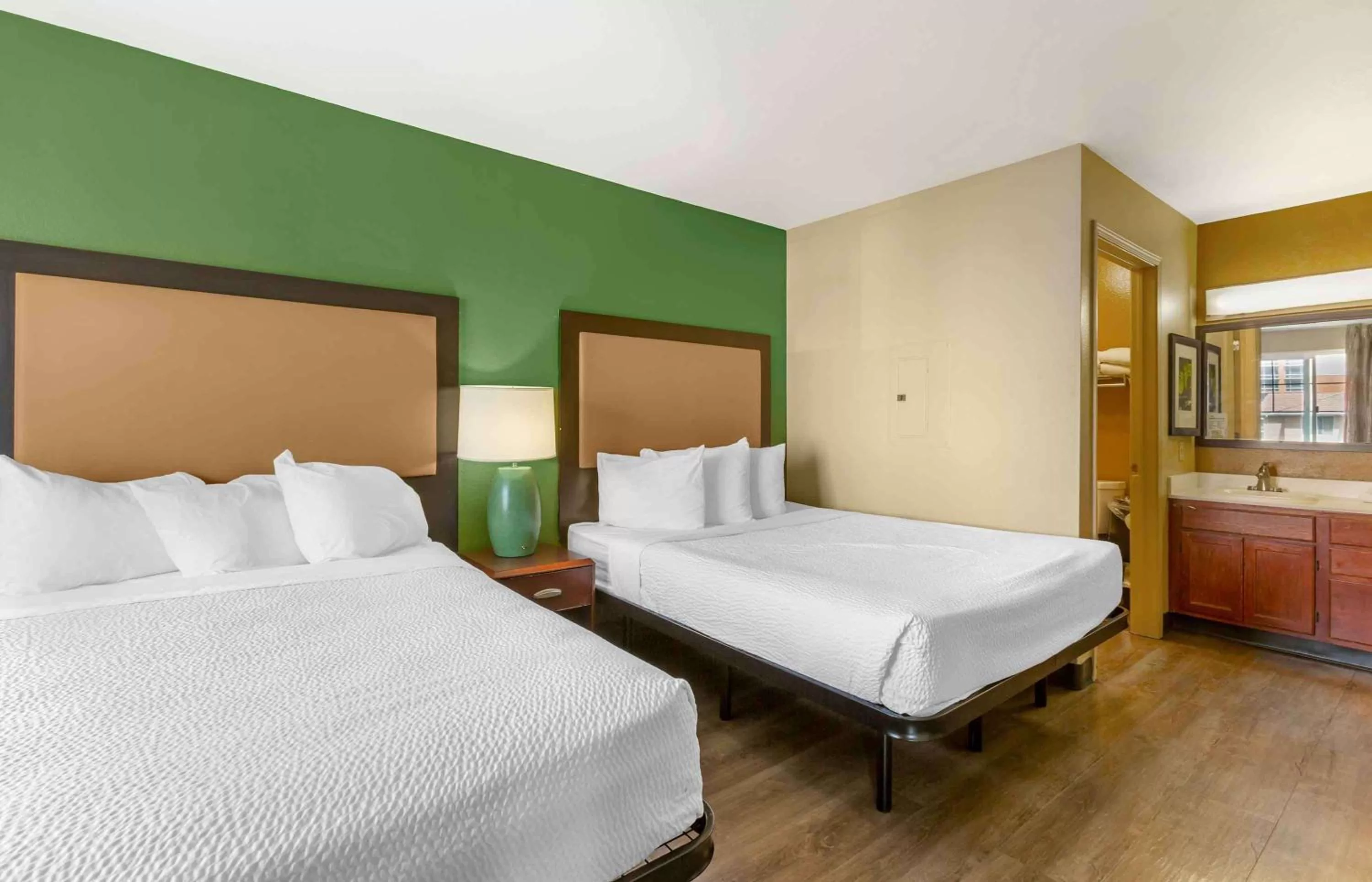 Bedroom, Bed in Extended Stay America Suites - Phoenix - Midtown