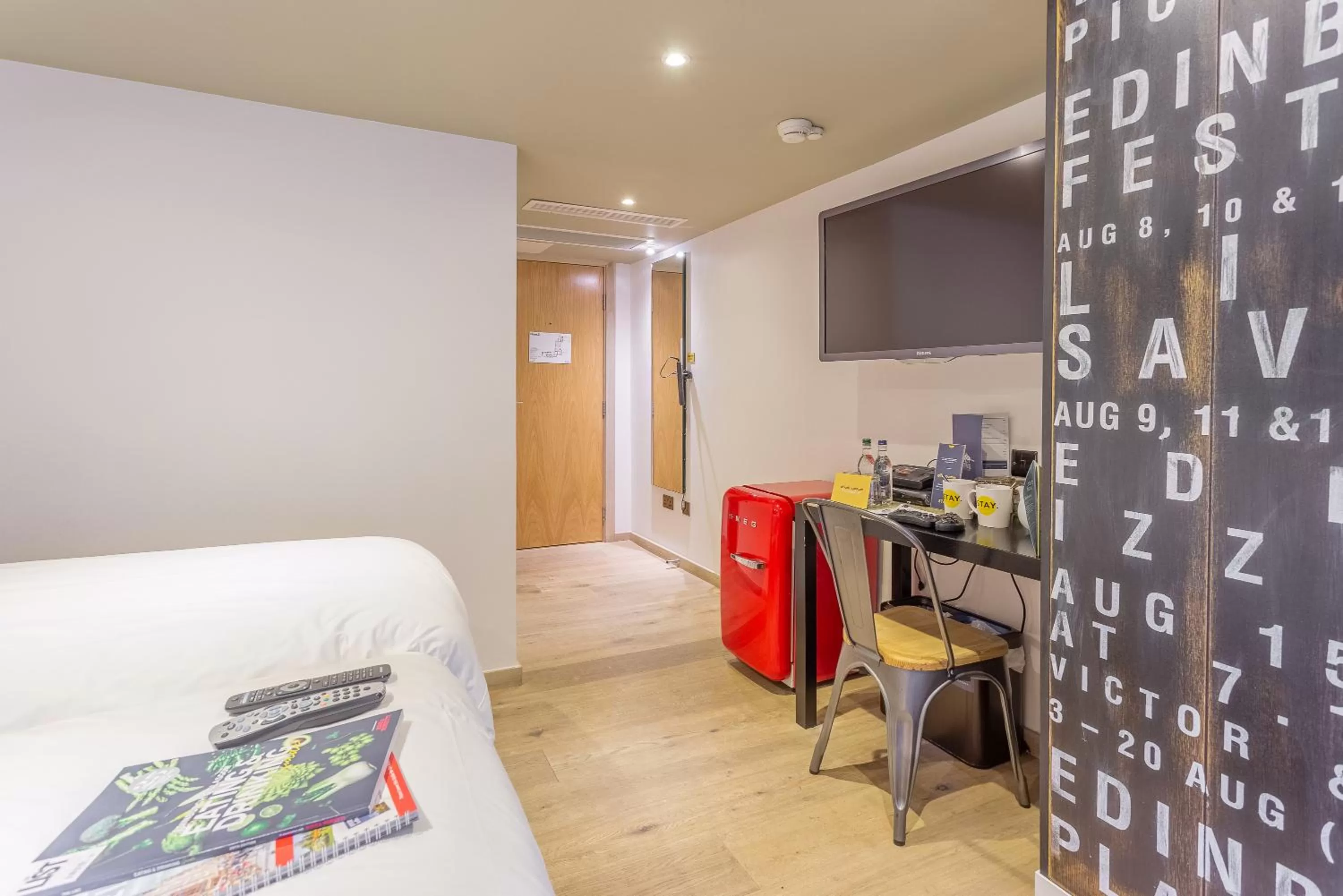 Bedroom, Bed in Stay Central Hotel