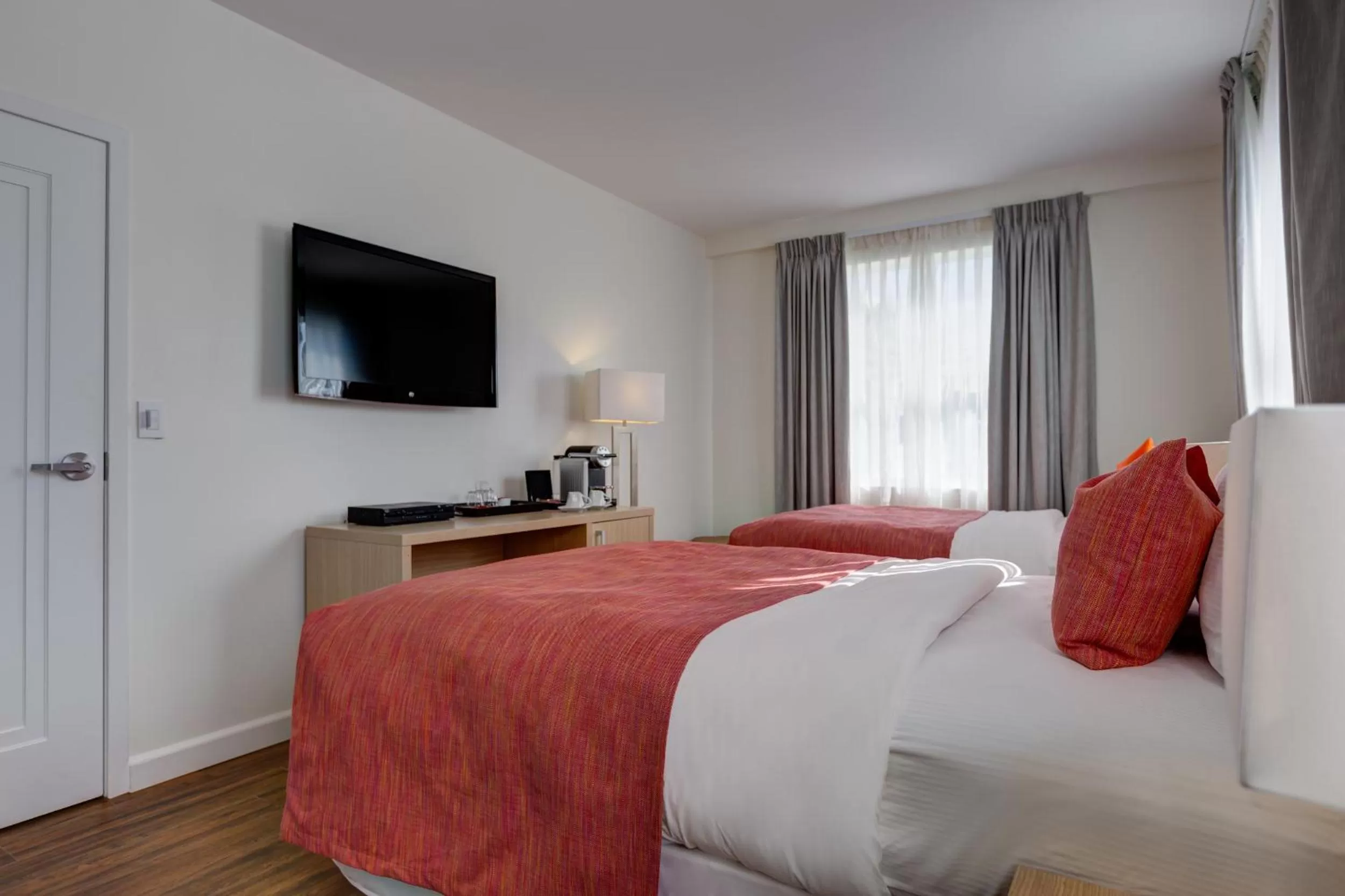 Day in Villa Italia South Beach