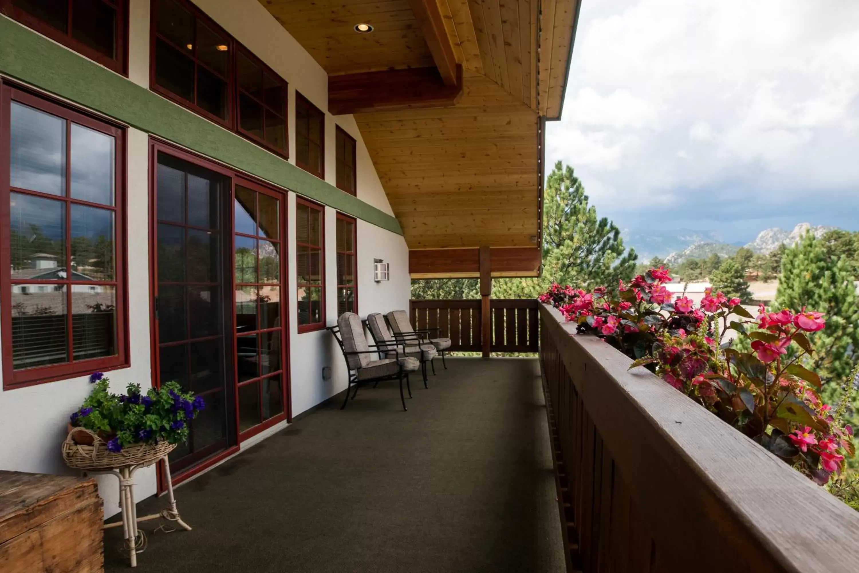 Deluxe Two-Bedroom Apartment with Balcony in Appenzell Inn Deluxe Two-Bedroom Apartment with Balcony in Appenzell Inn