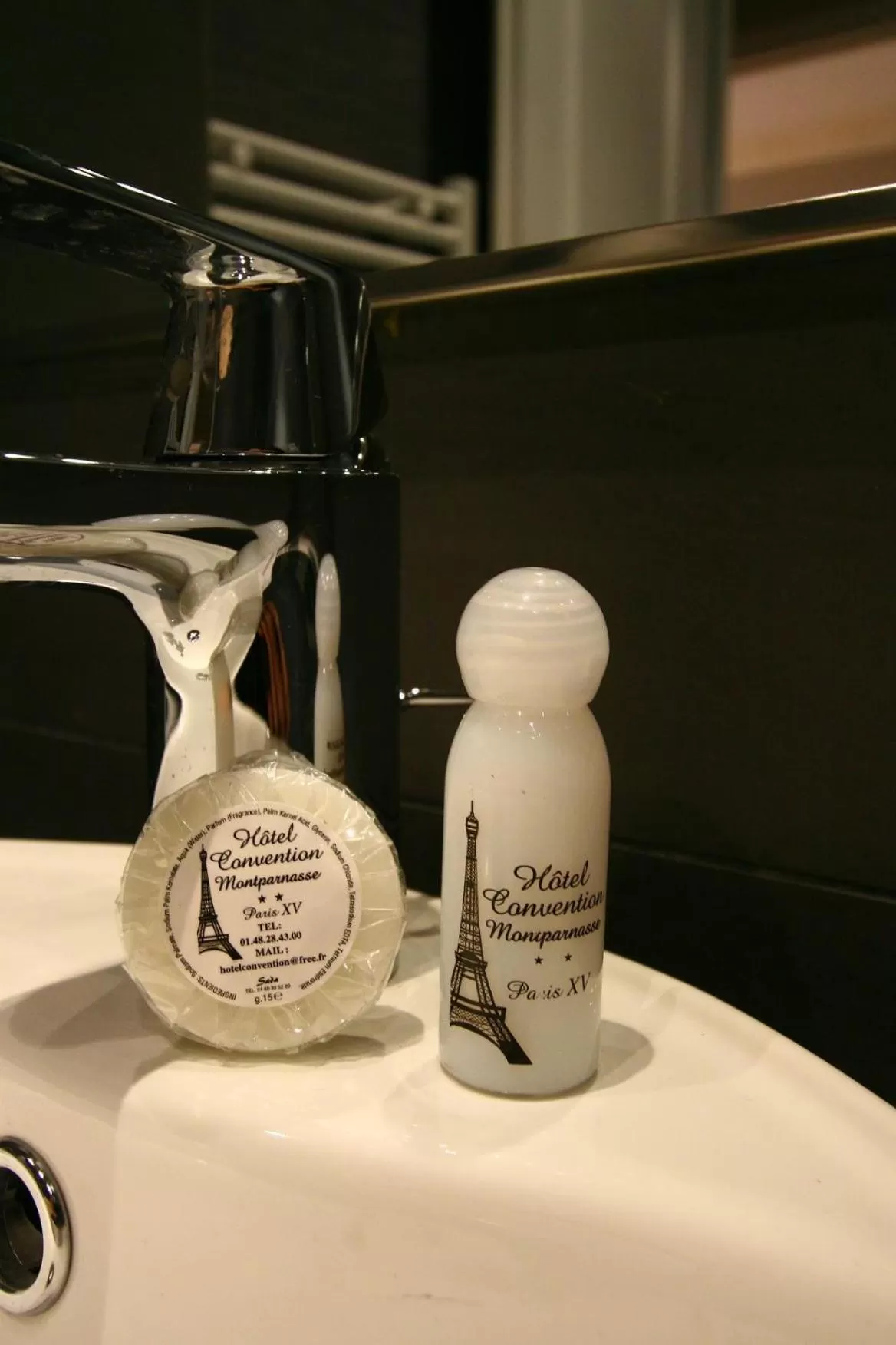 Bathroom in Convention Montparnasse