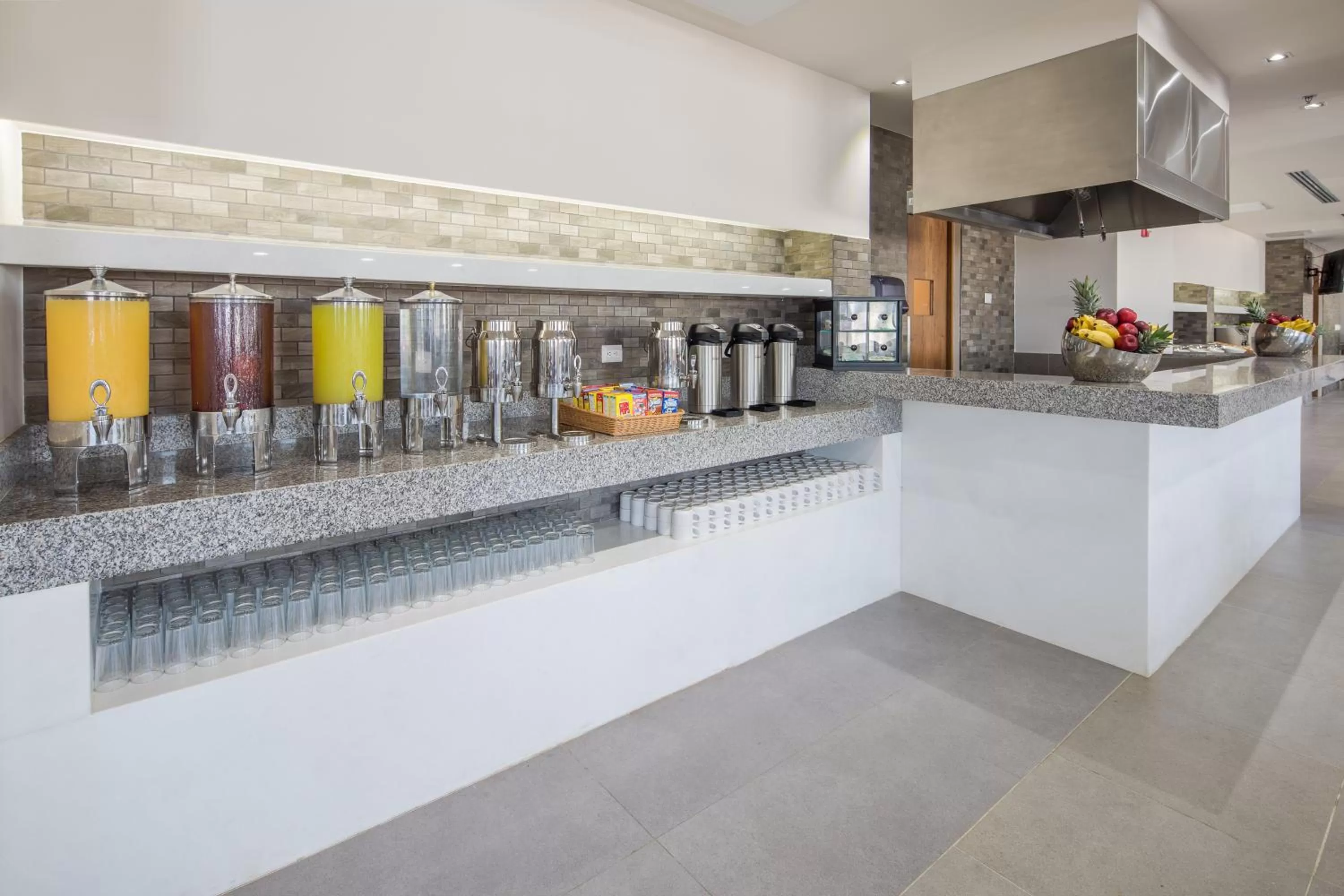 Restaurant/places to eat in Wyndham Garden Playa del Carmen