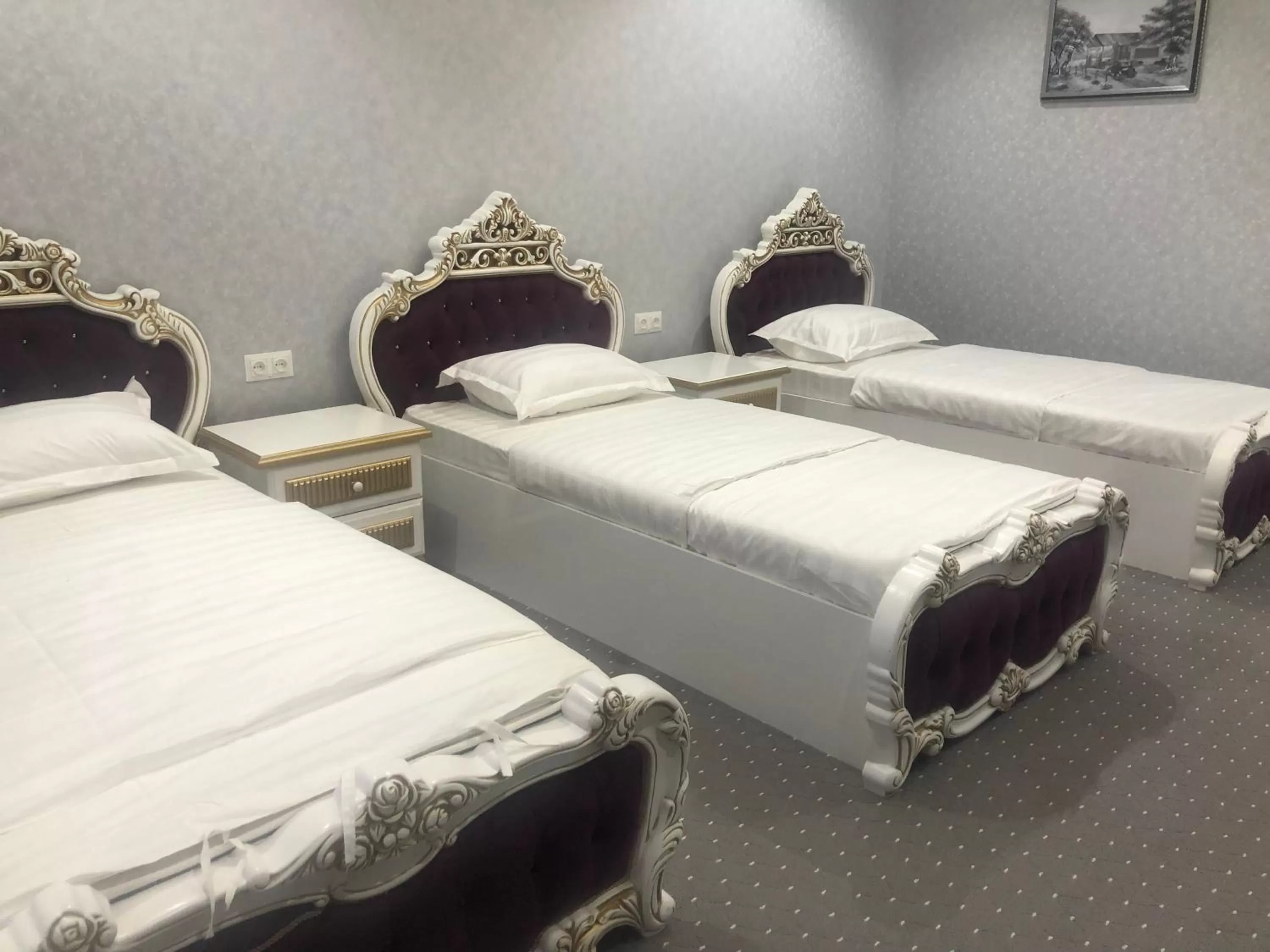 Photo of the whole room, Bed in Suleyman hotel