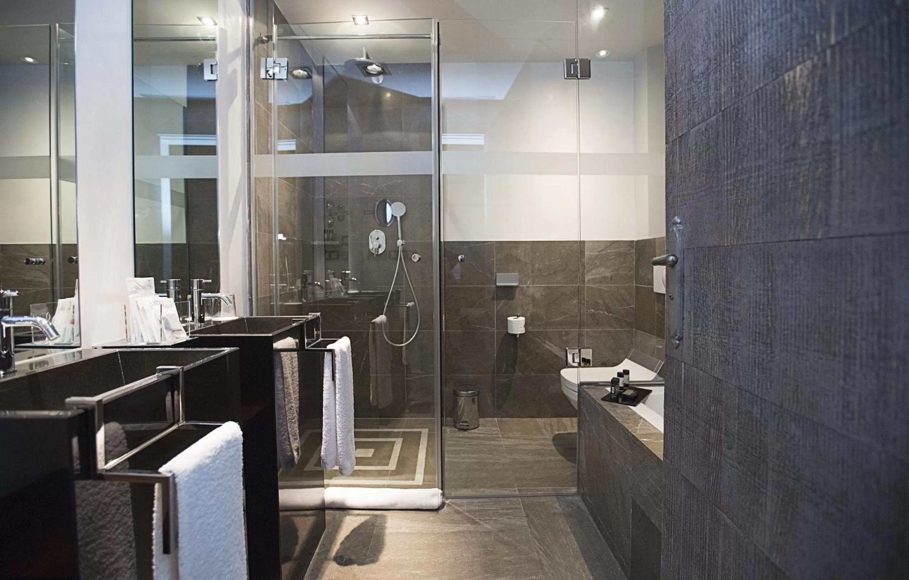 Bathroom in Hospes Palacio del Bailio, a Member of Design Hotels