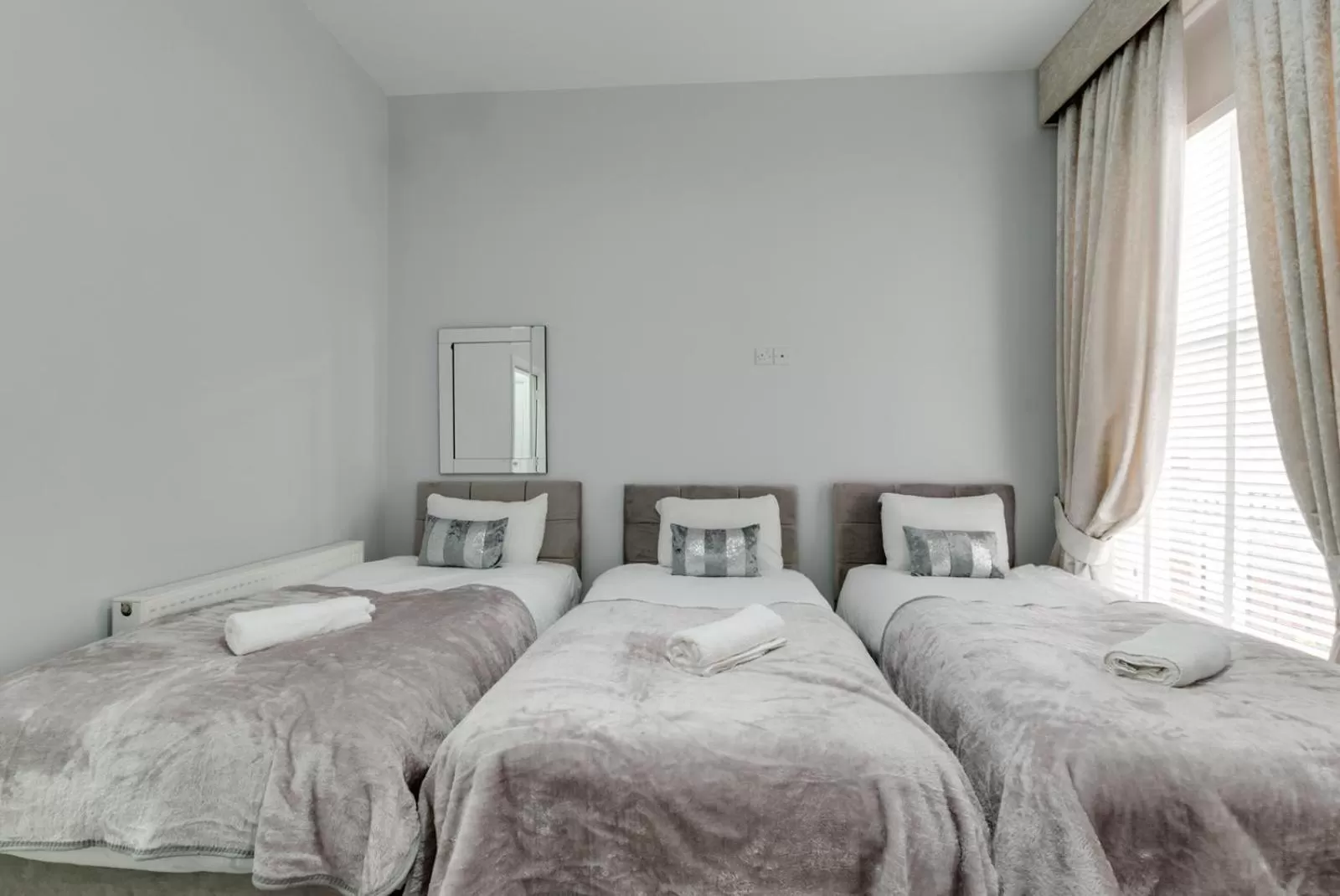 Bed in RST Rodney Street