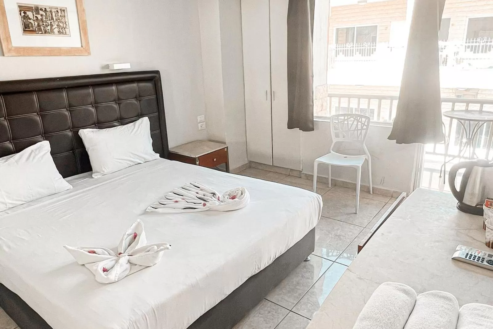 Photo of the whole room, Bed in Red Sea Hotel