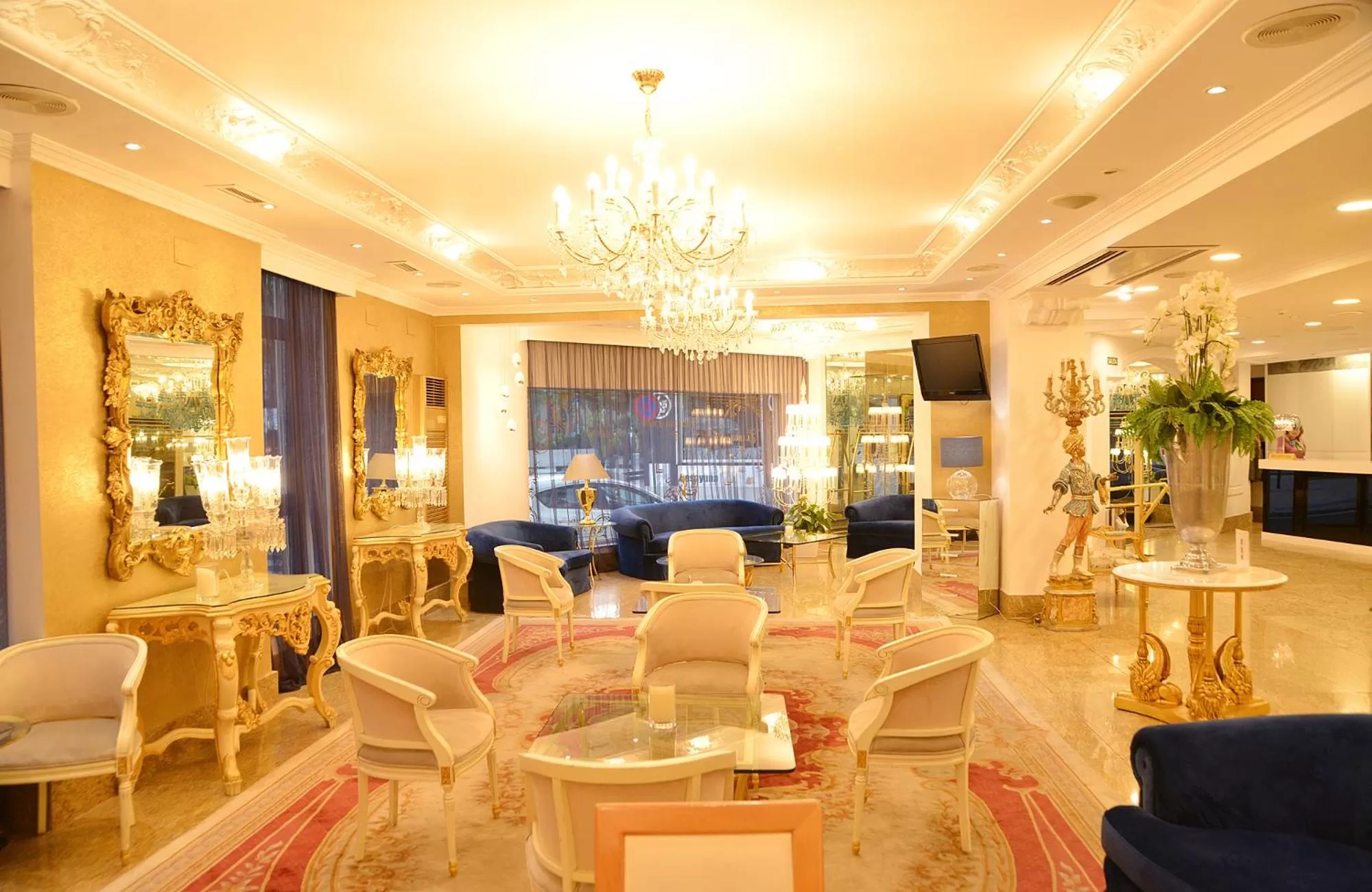 Communal lounge/ TV room in Artheus Carmelitas Salamanca