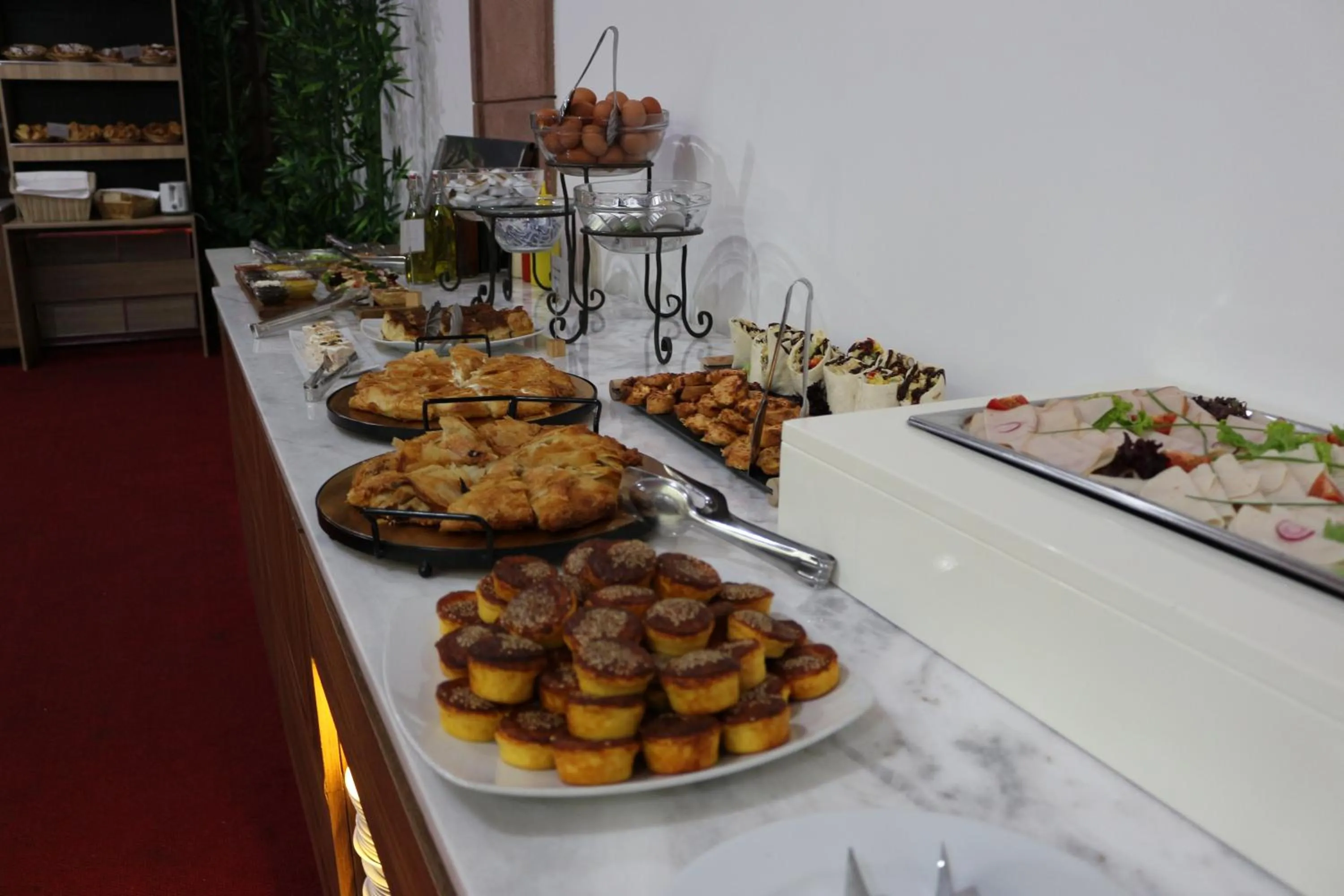 Breakfast, Food in Garni Hotel Jugoslavija