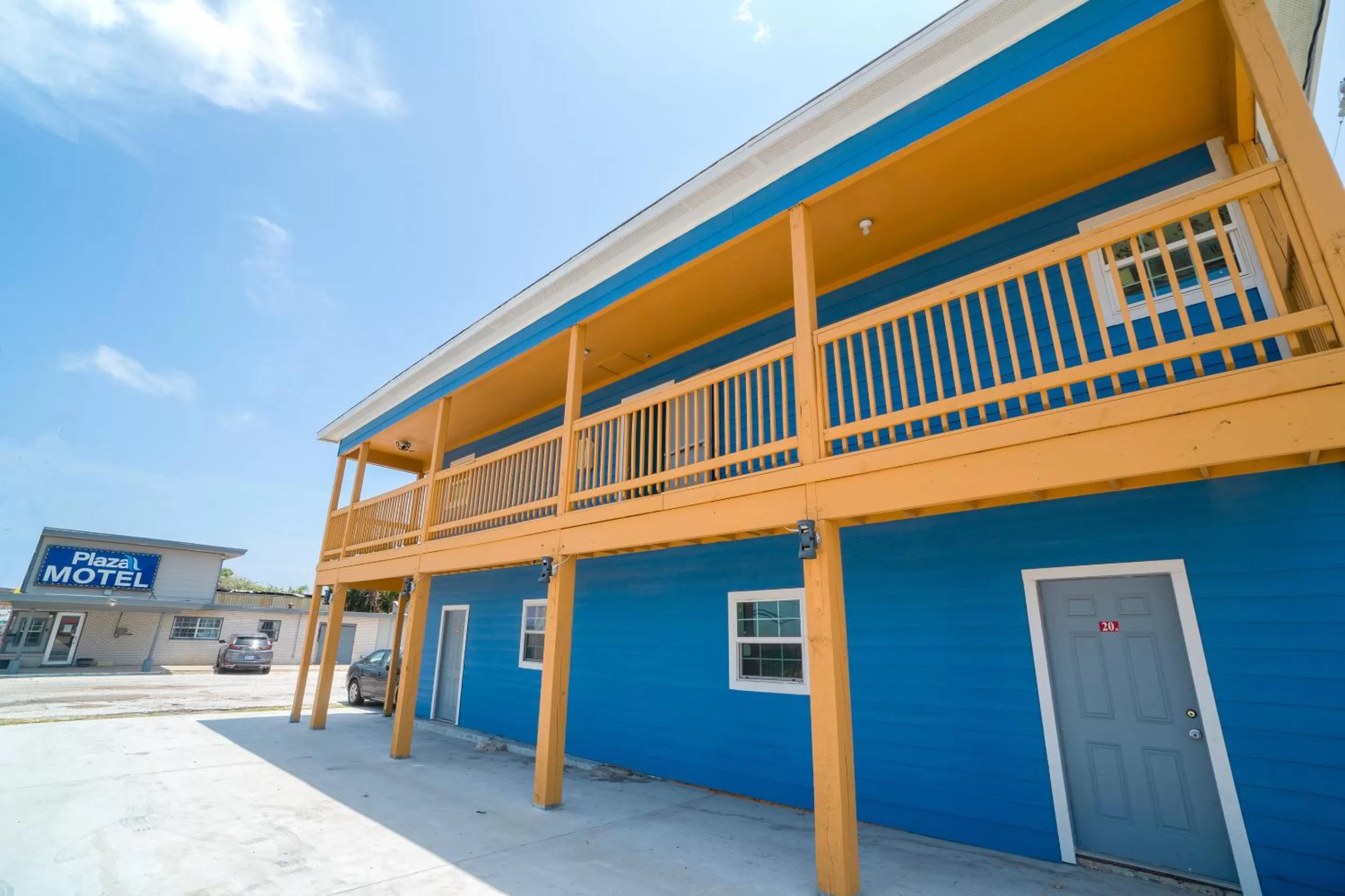 Facade/entrance in Plaza Motel Corpus Christi by OYO