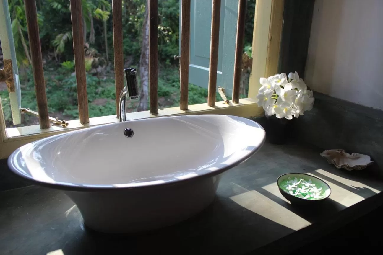 Bathroom in The Spice House Mirissa