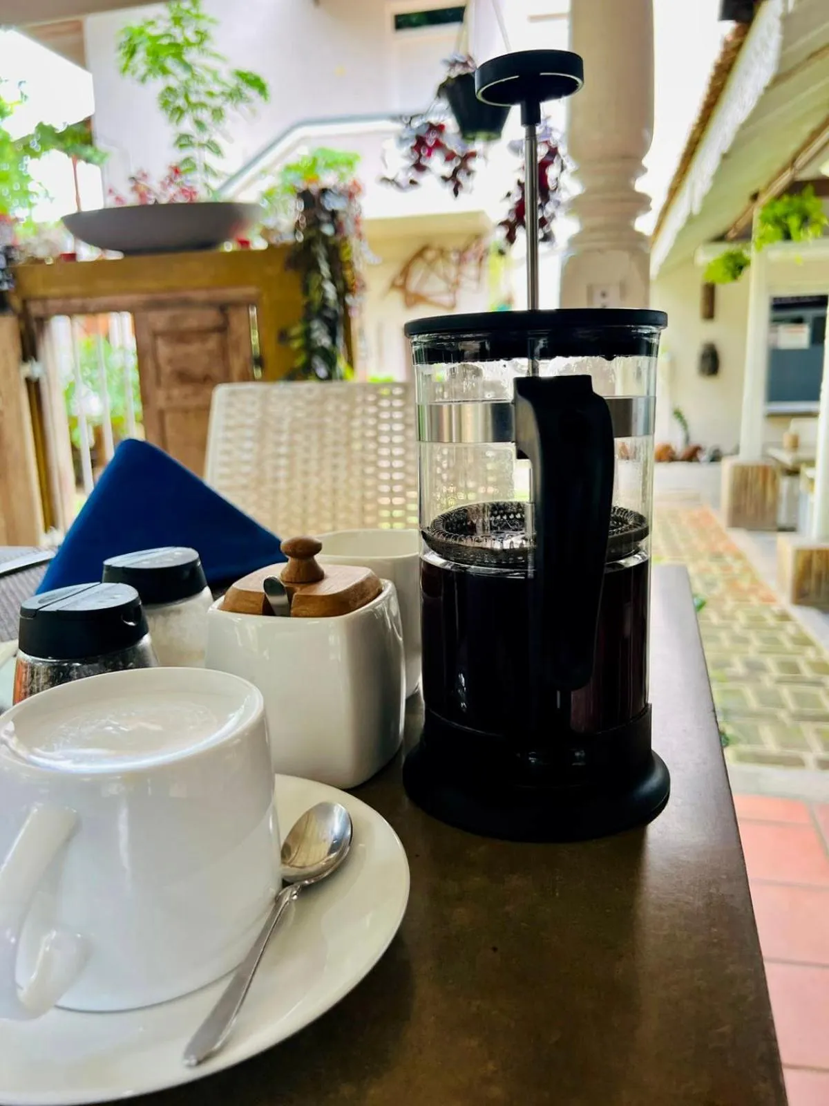 Breakfast in Gomez Place