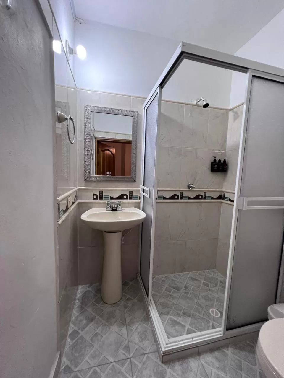 Bathroom in Curazao Hotel -Centro Histórico-