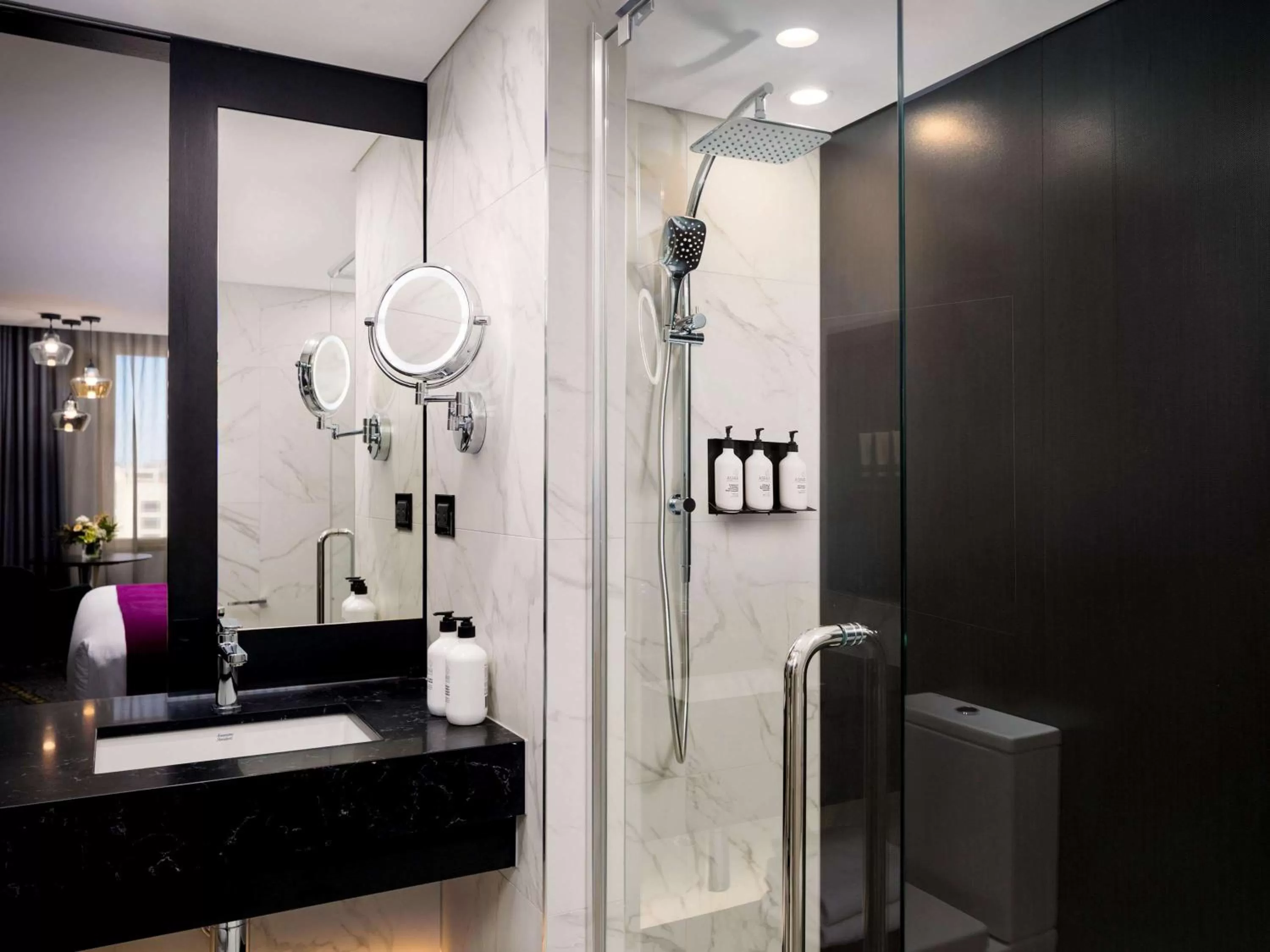 Photo of the whole room, Bathroom in Pullman Melbourne on Swanston