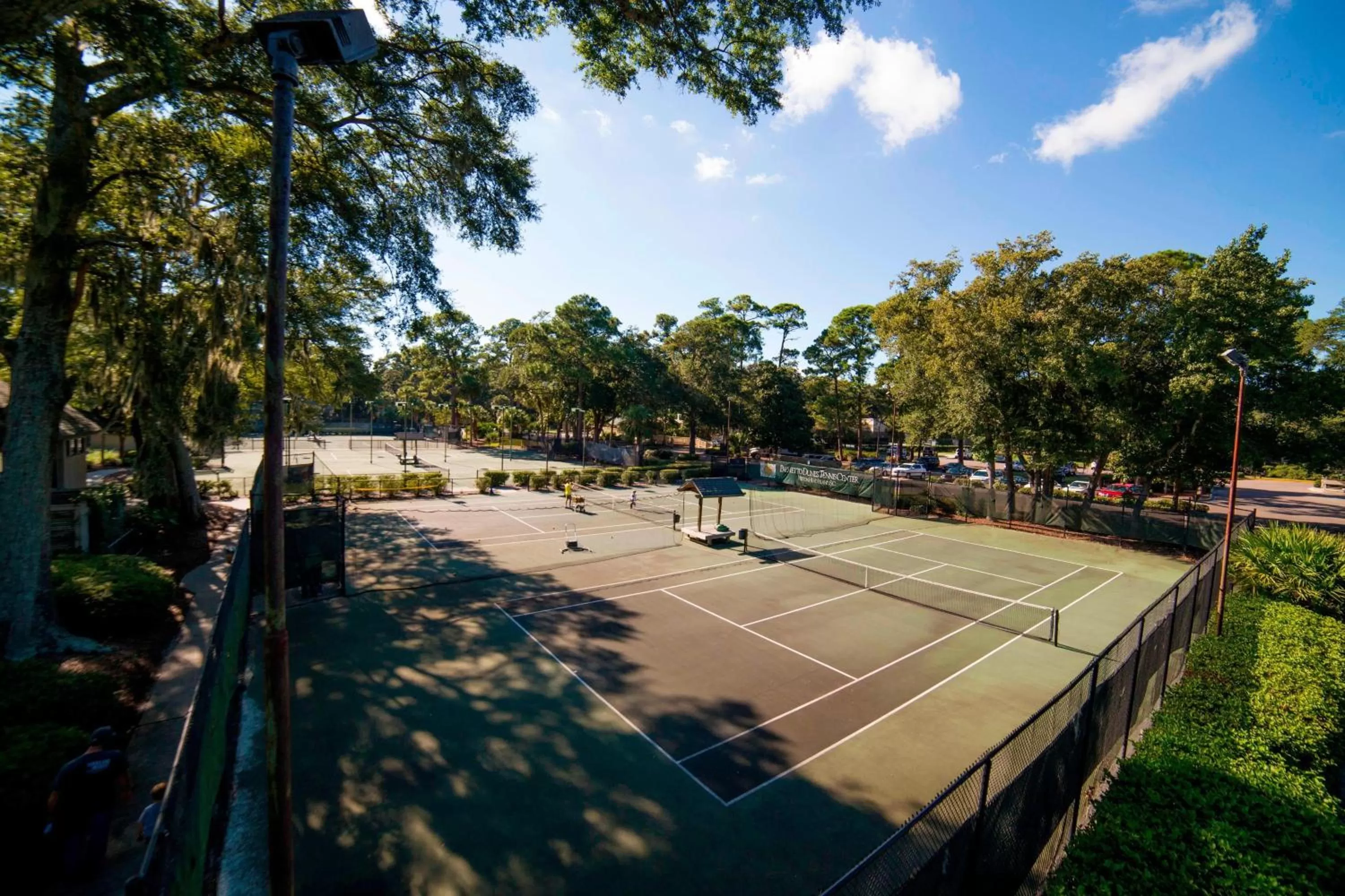 Tennis court in Hilton Beachfront Resort & Spa Hilton Head Island