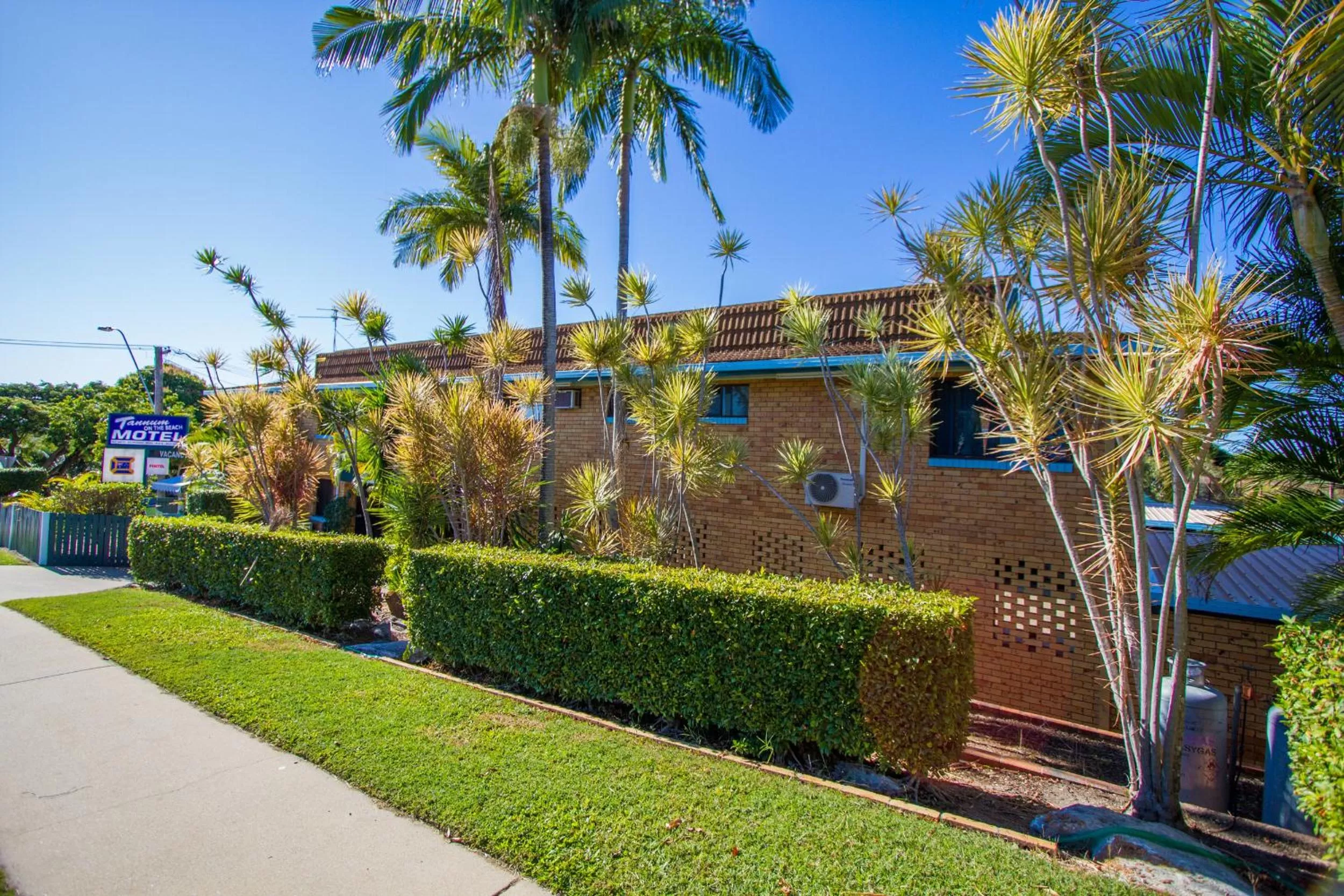 Facade/entrance in Tannum On The Beach Motel