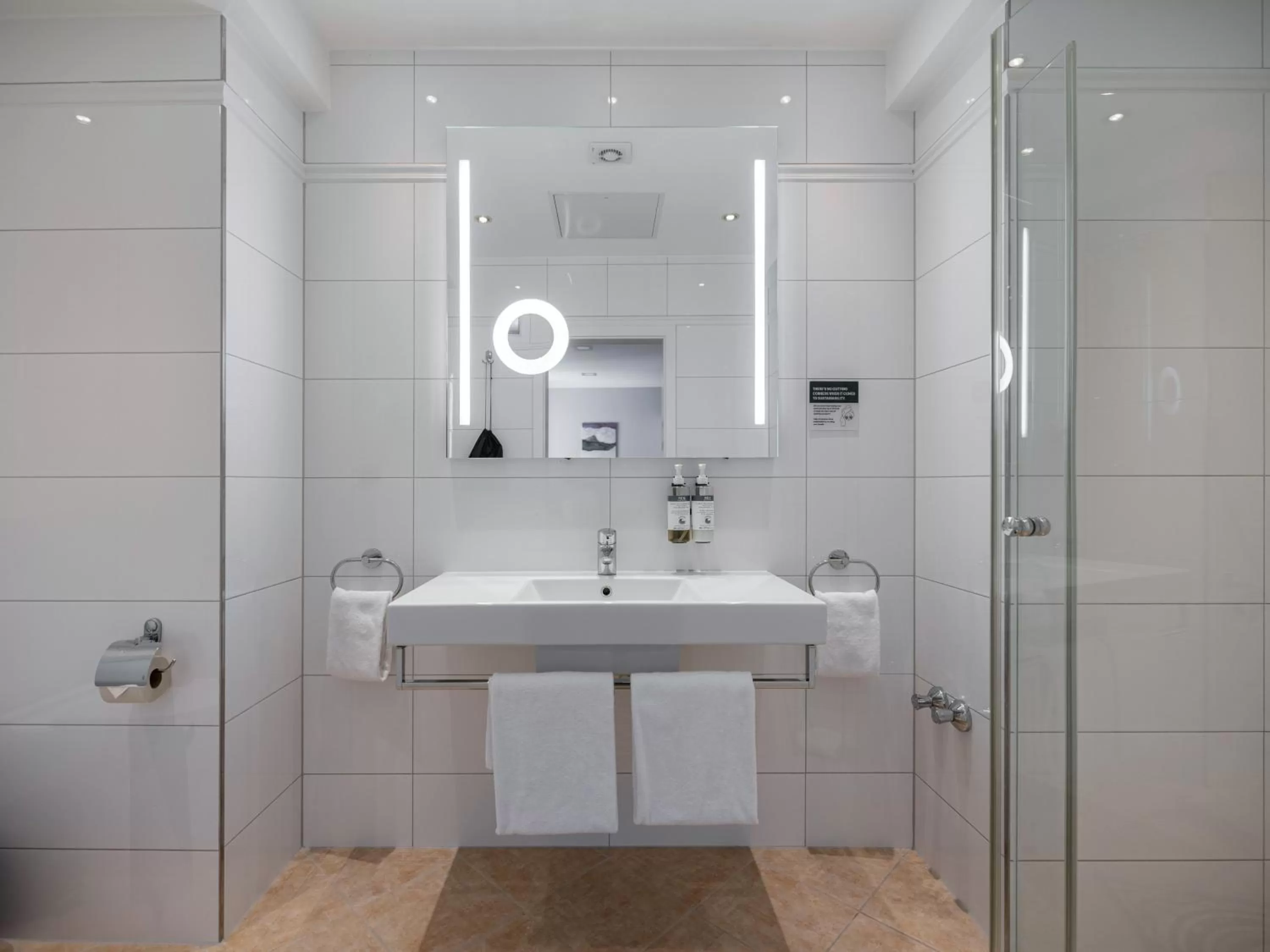 Bathroom in Numa Düsseldorf Artol