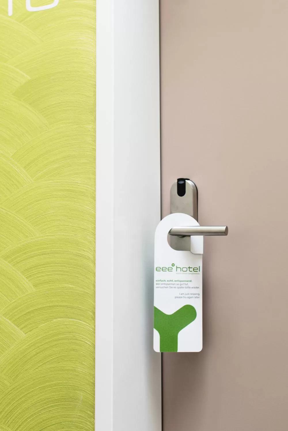 Logo/Certificate/Sign in eee Hotel Traun