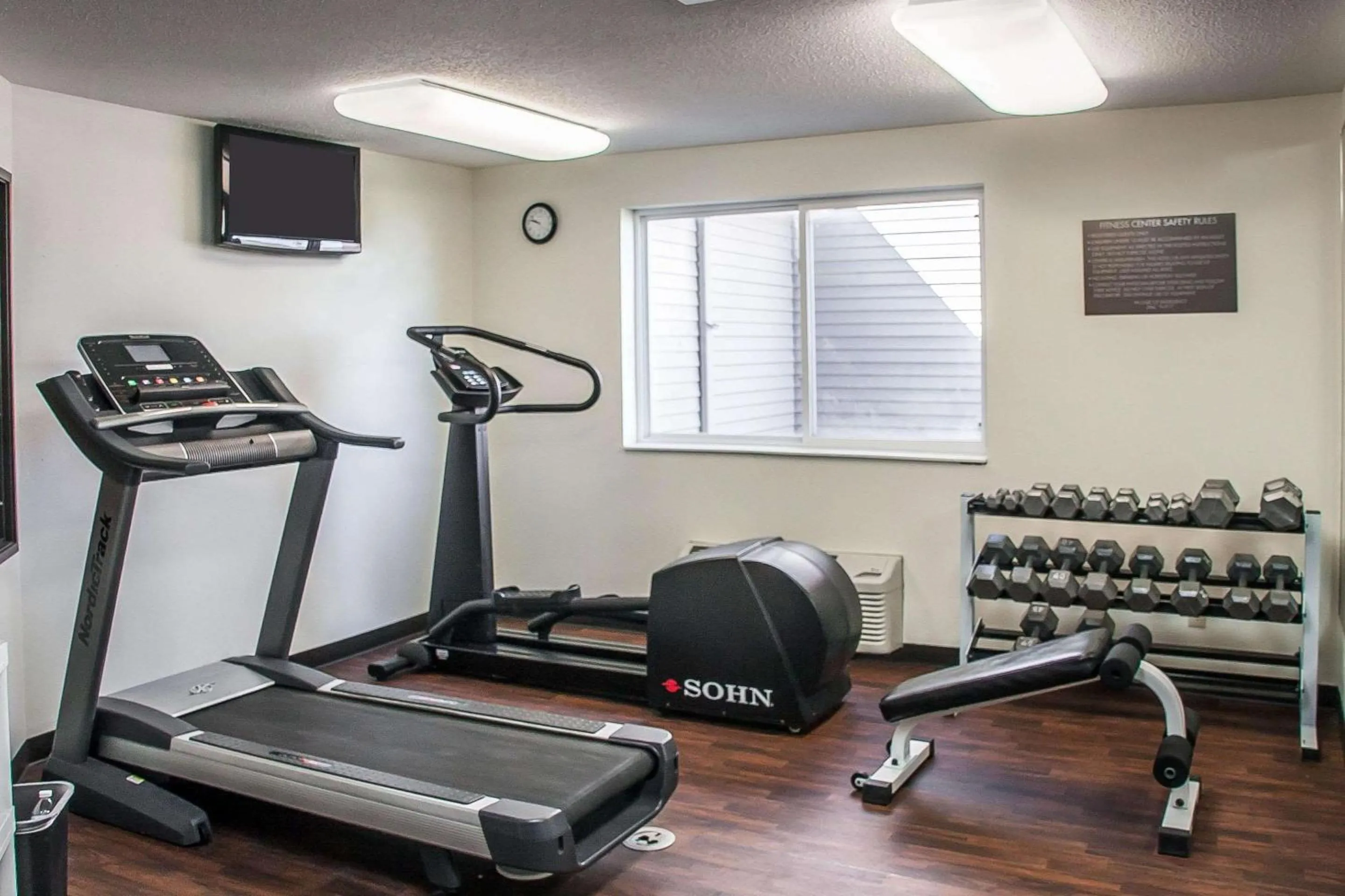 Fitness centre/facilities in Comfort Inn Fergus Falls
