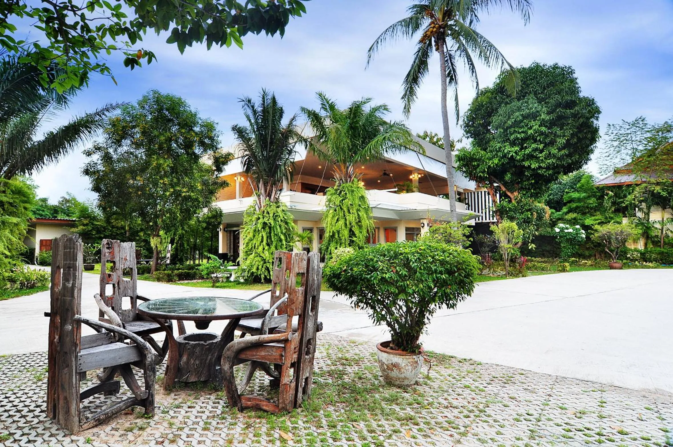 Facade/entrance in Phuket Sea Resort SHA Extra Plus