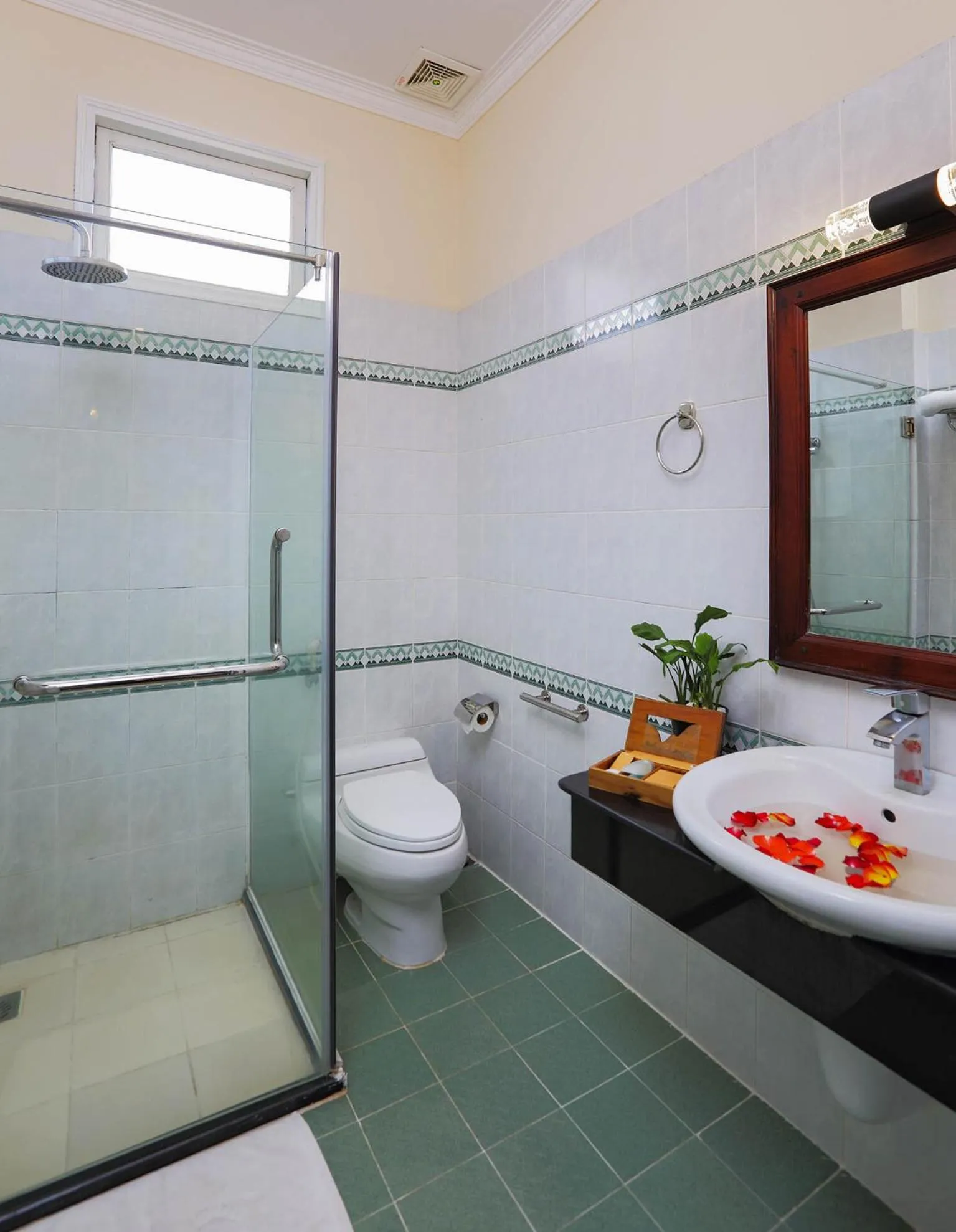 Bathroom in Muine Century Beach Resort & Spa