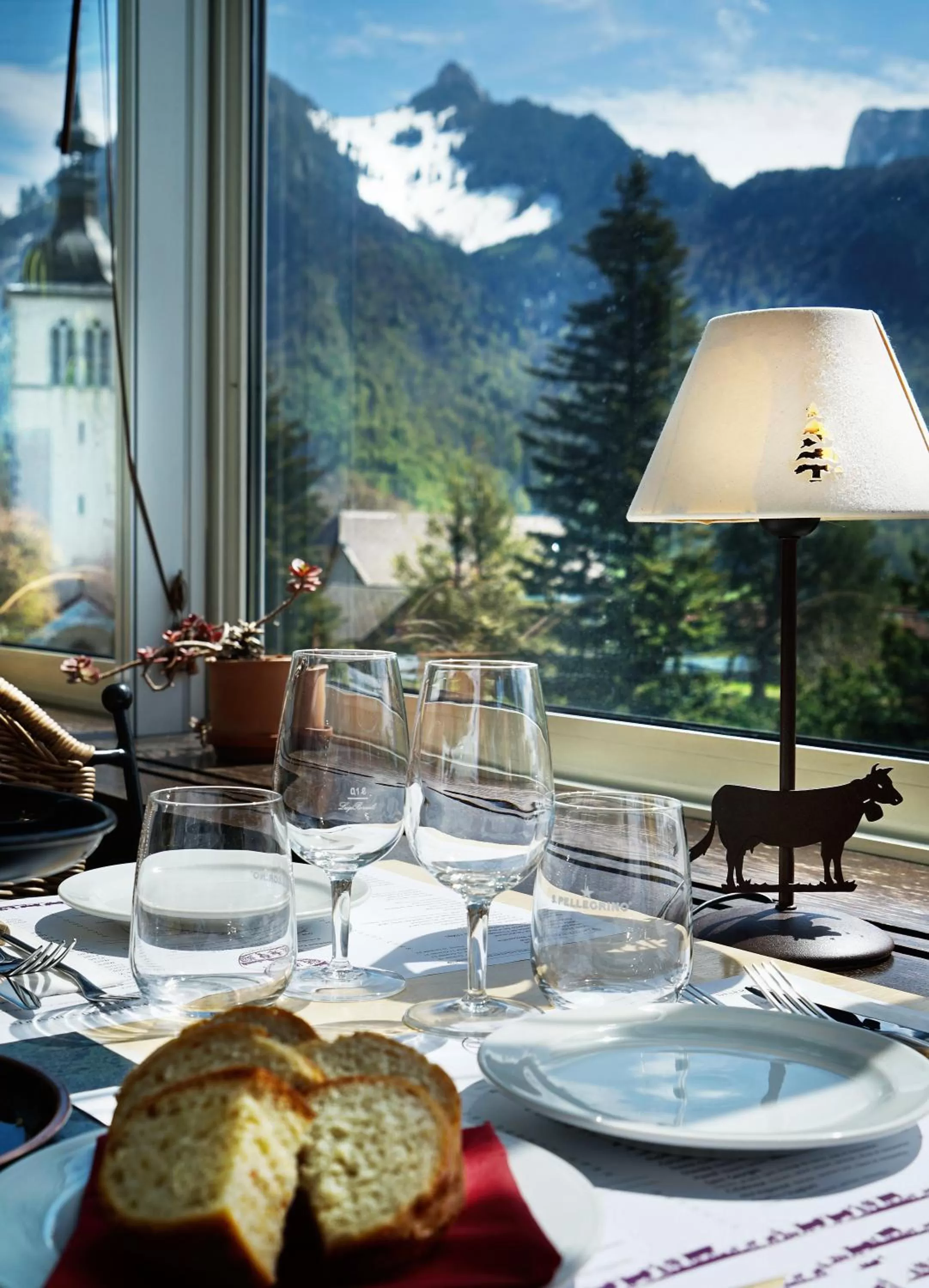 Restaurant/Places to Eat in Le Saint Georges