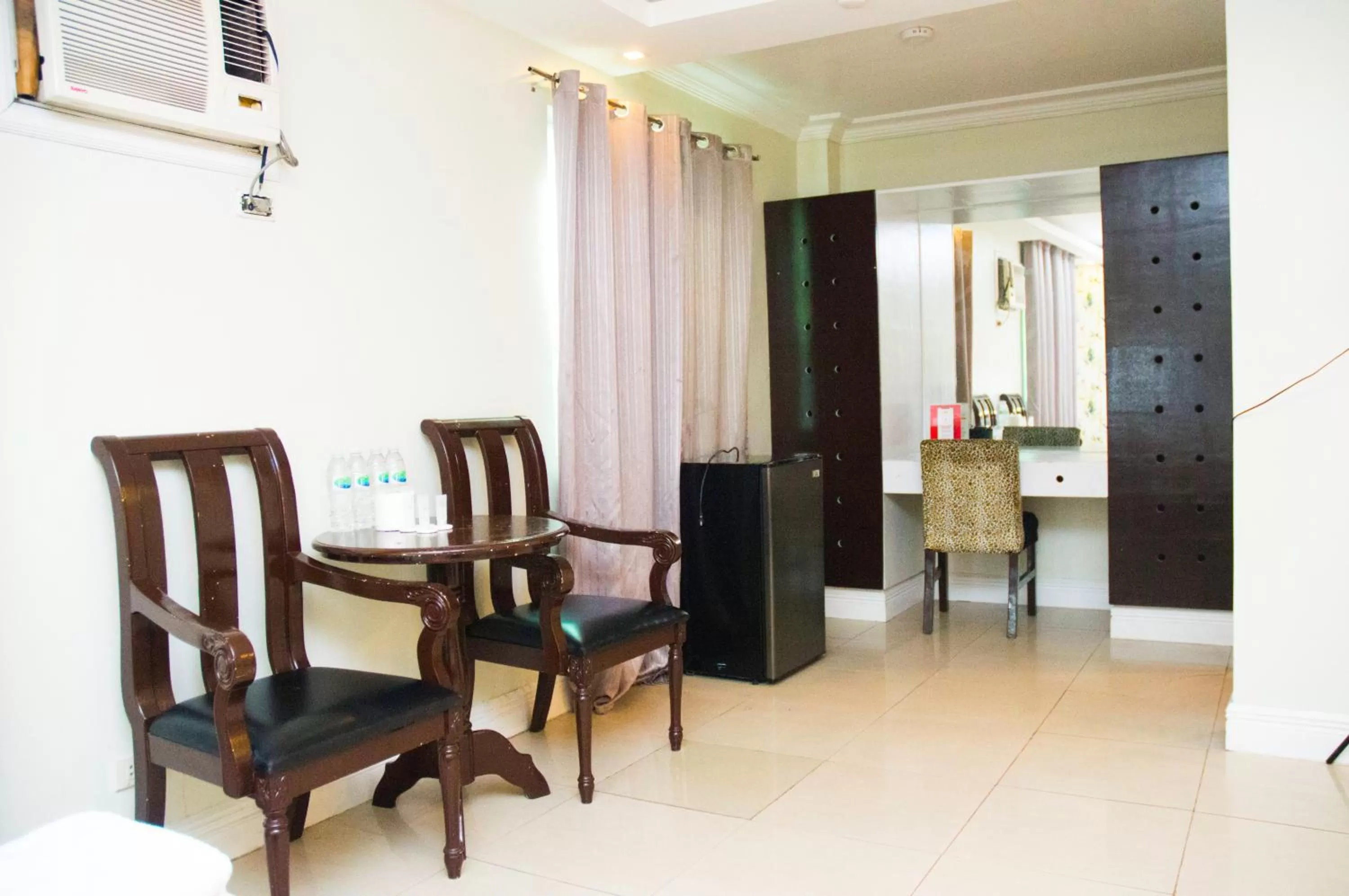 Living room in Hotel Euroasia By BLUEBOOKERS