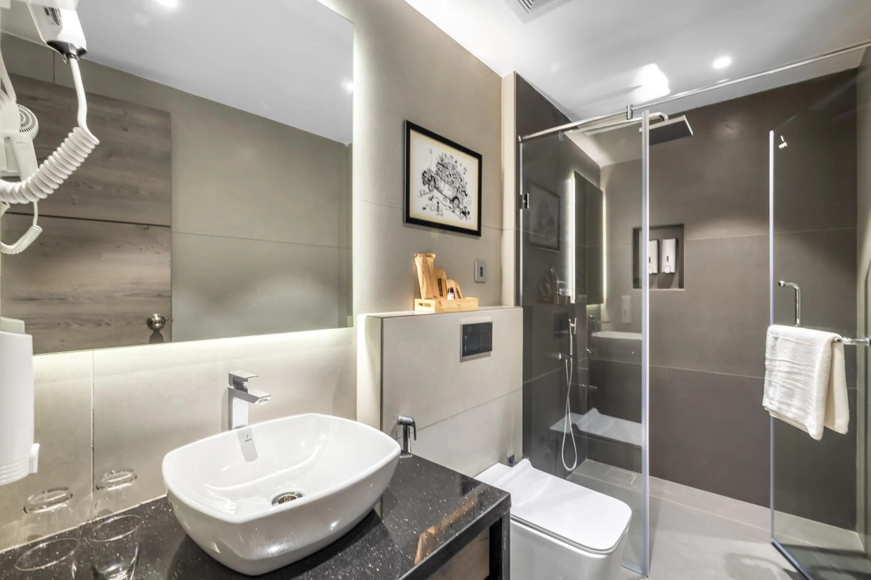 Bathroom in Clarion Hotel Ocean Palms Goa