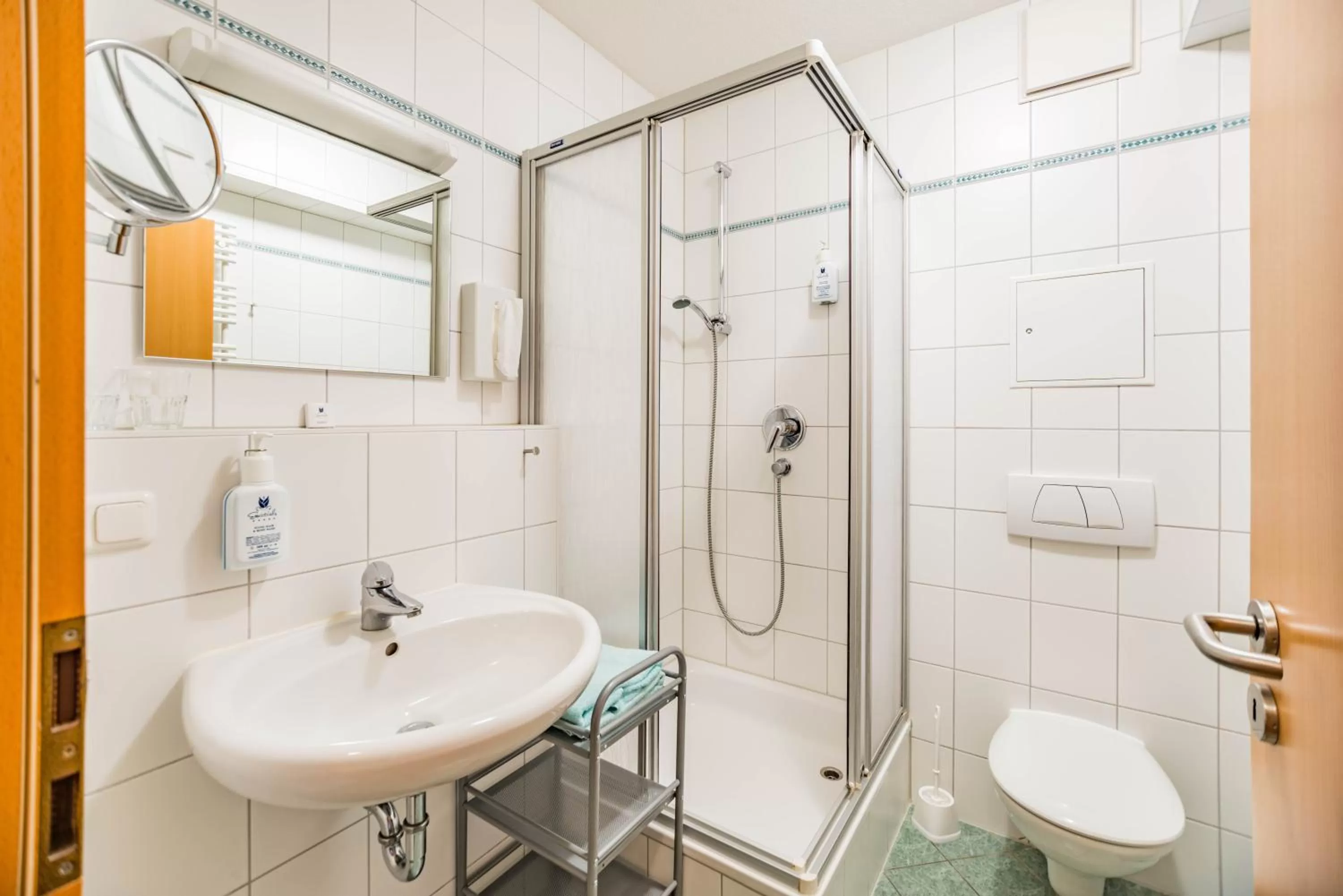 Photo of the whole room, Bathroom in Am Weststrand Apartmenthaus Waldeck