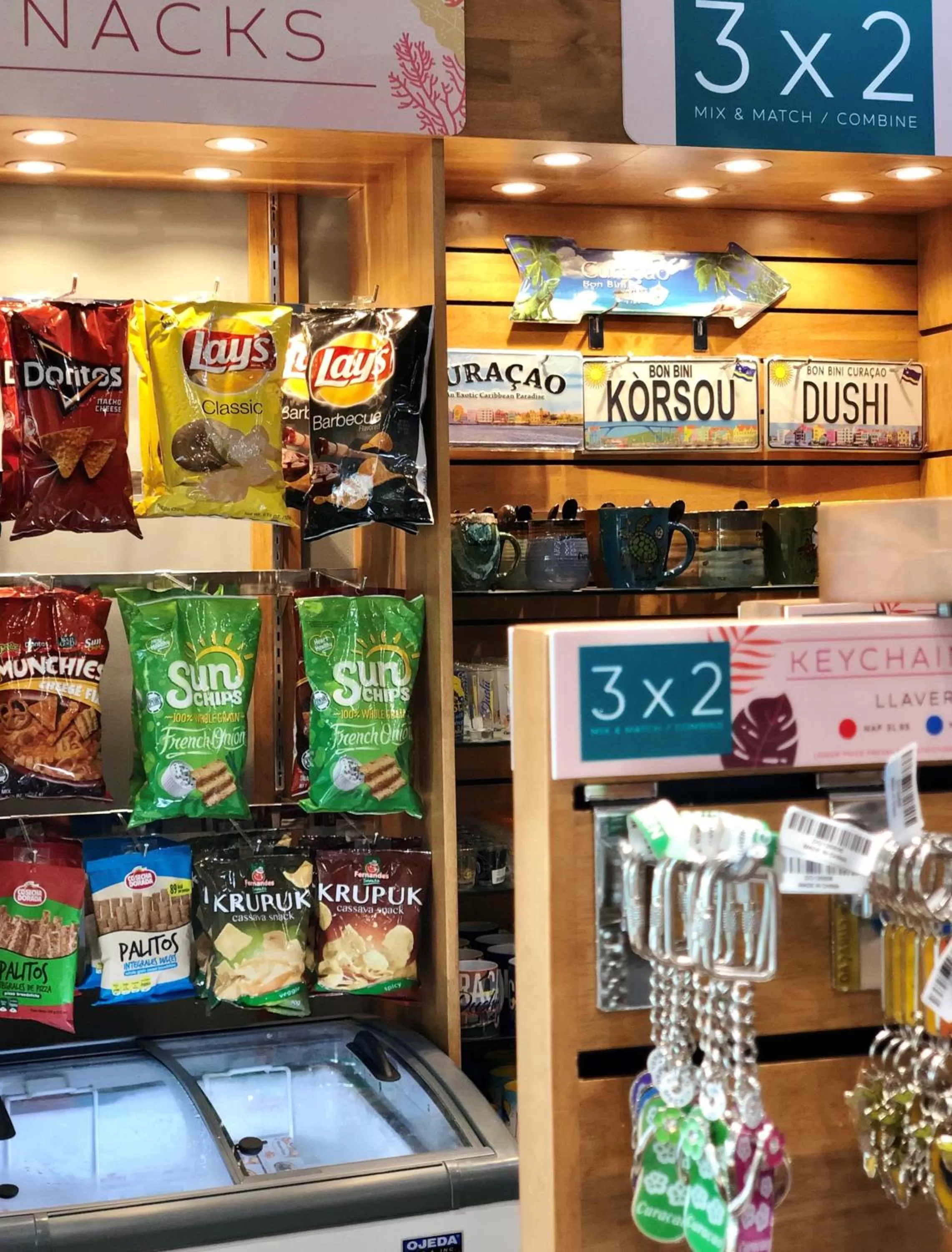 On-site shops in Curacao Avila Beach Hotel