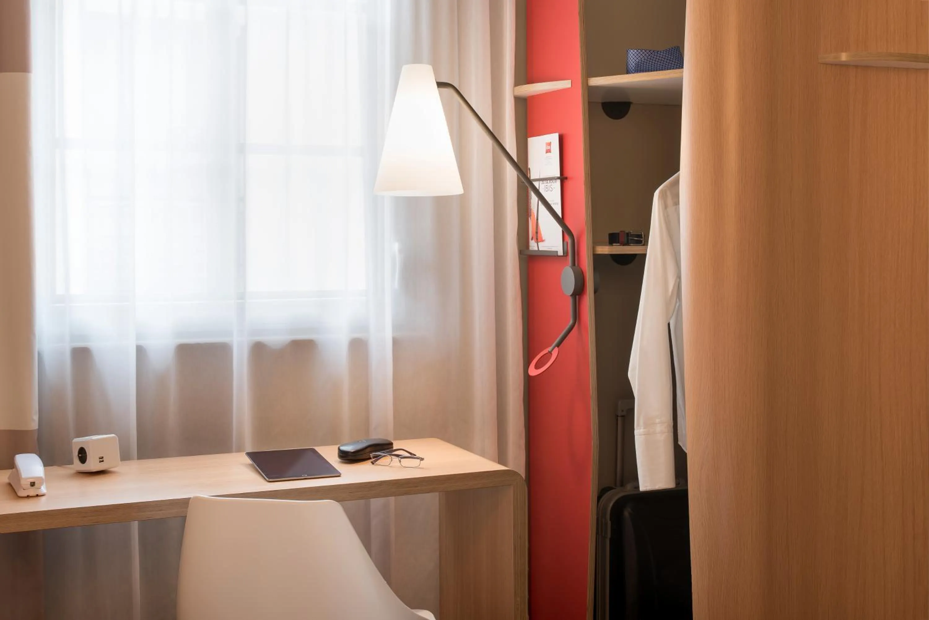 Bedroom in ibis Saint Germain en Laye Centre