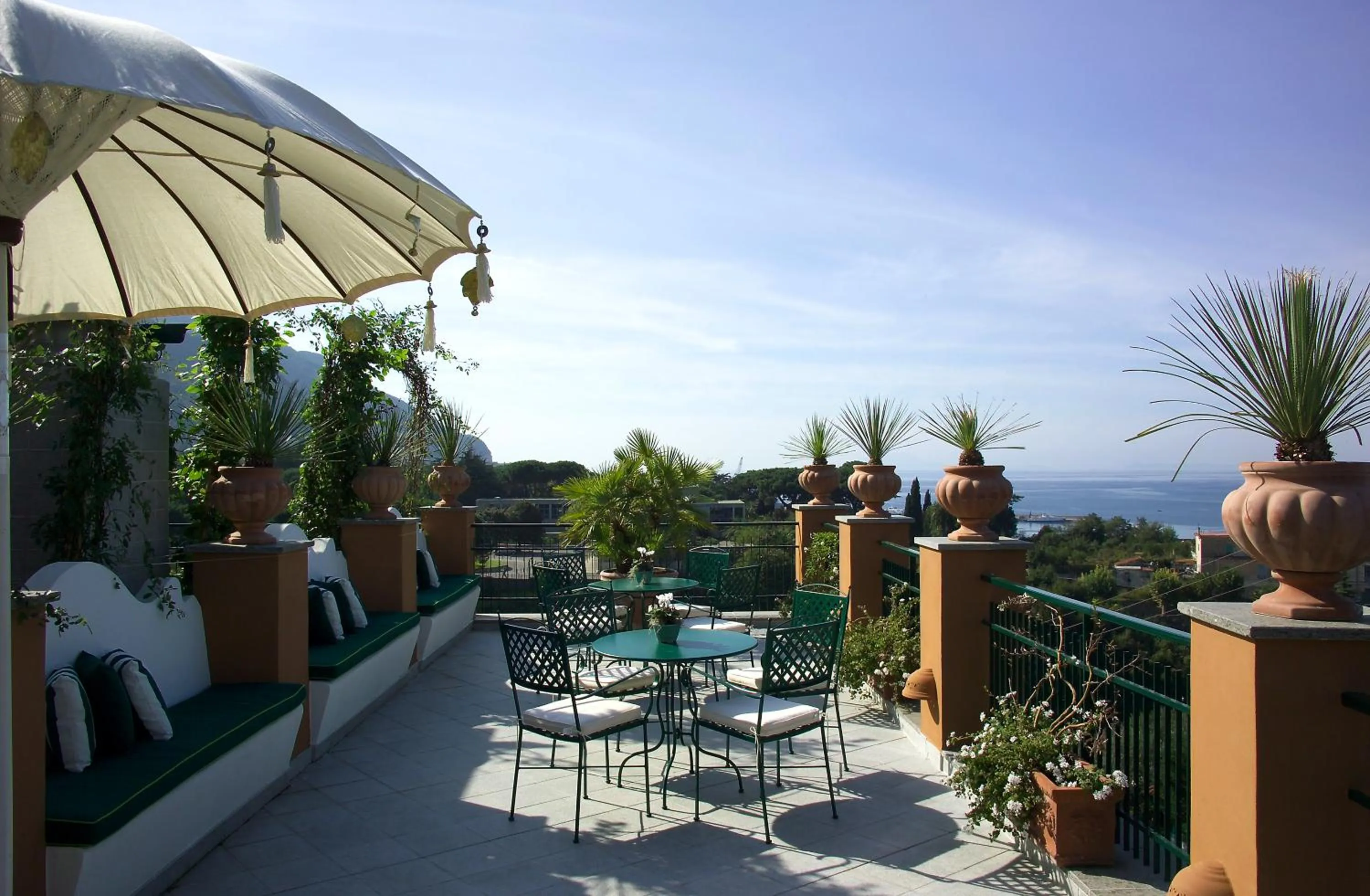 Lounge or bar in Hotel dei Congressi