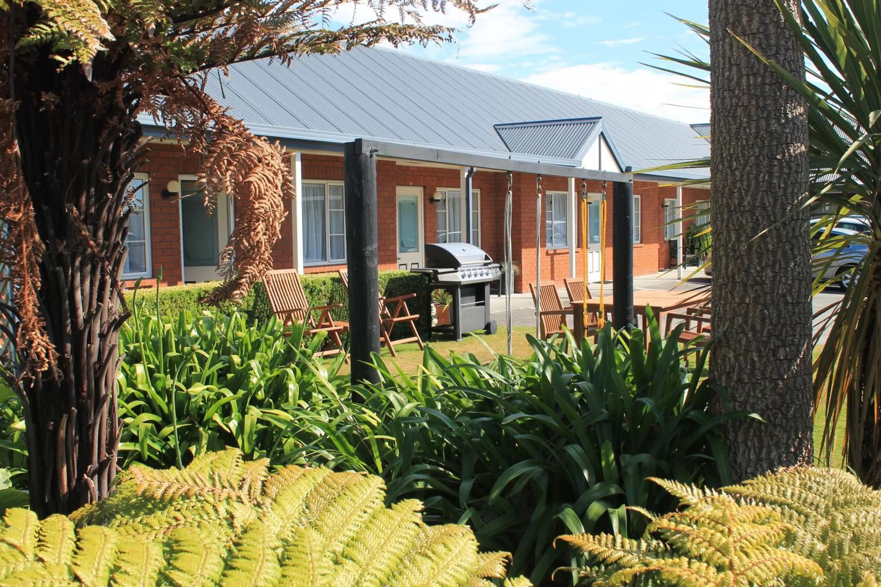 Facade/entrance in Alpine Rose Motel