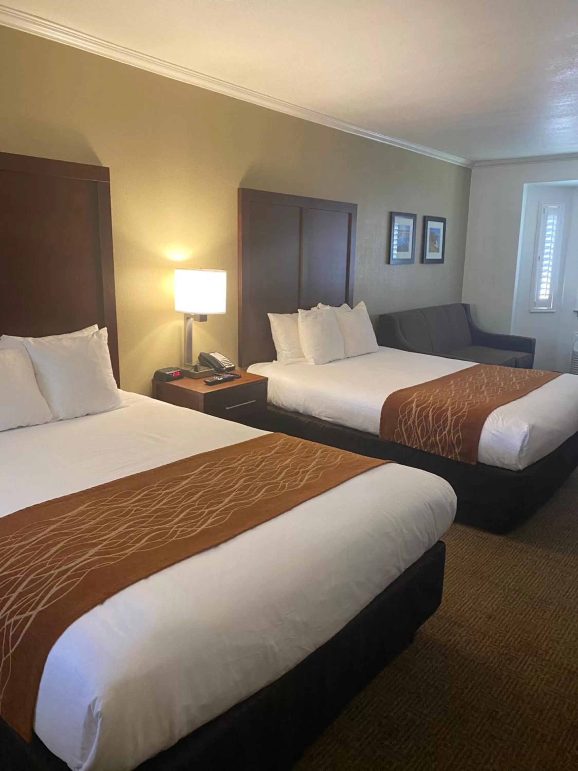 Double Room with Two Double Beds - Non-Smoking in Comfort Inn