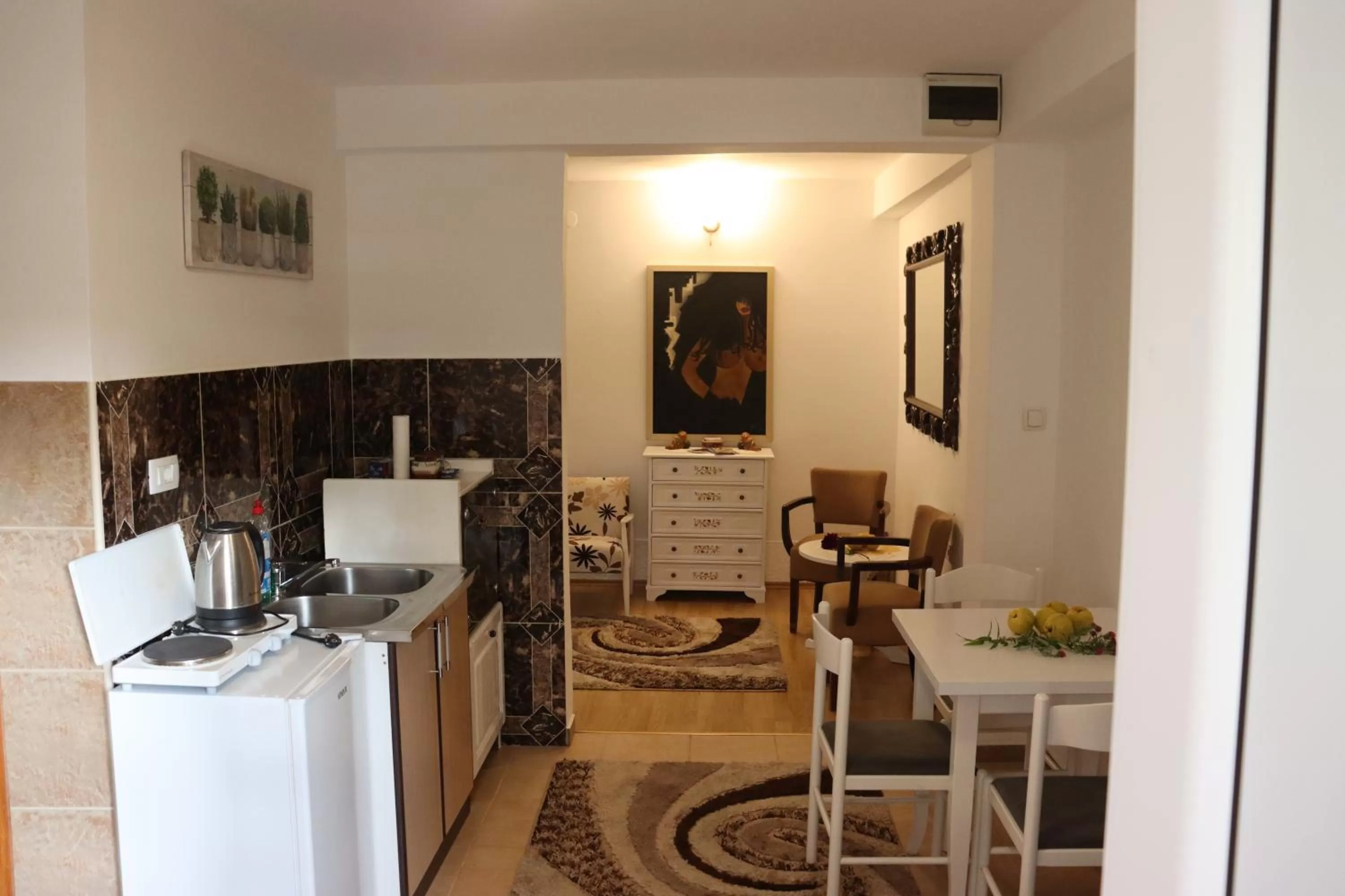 Kitchen/Kitchenette in Frile Apartments
