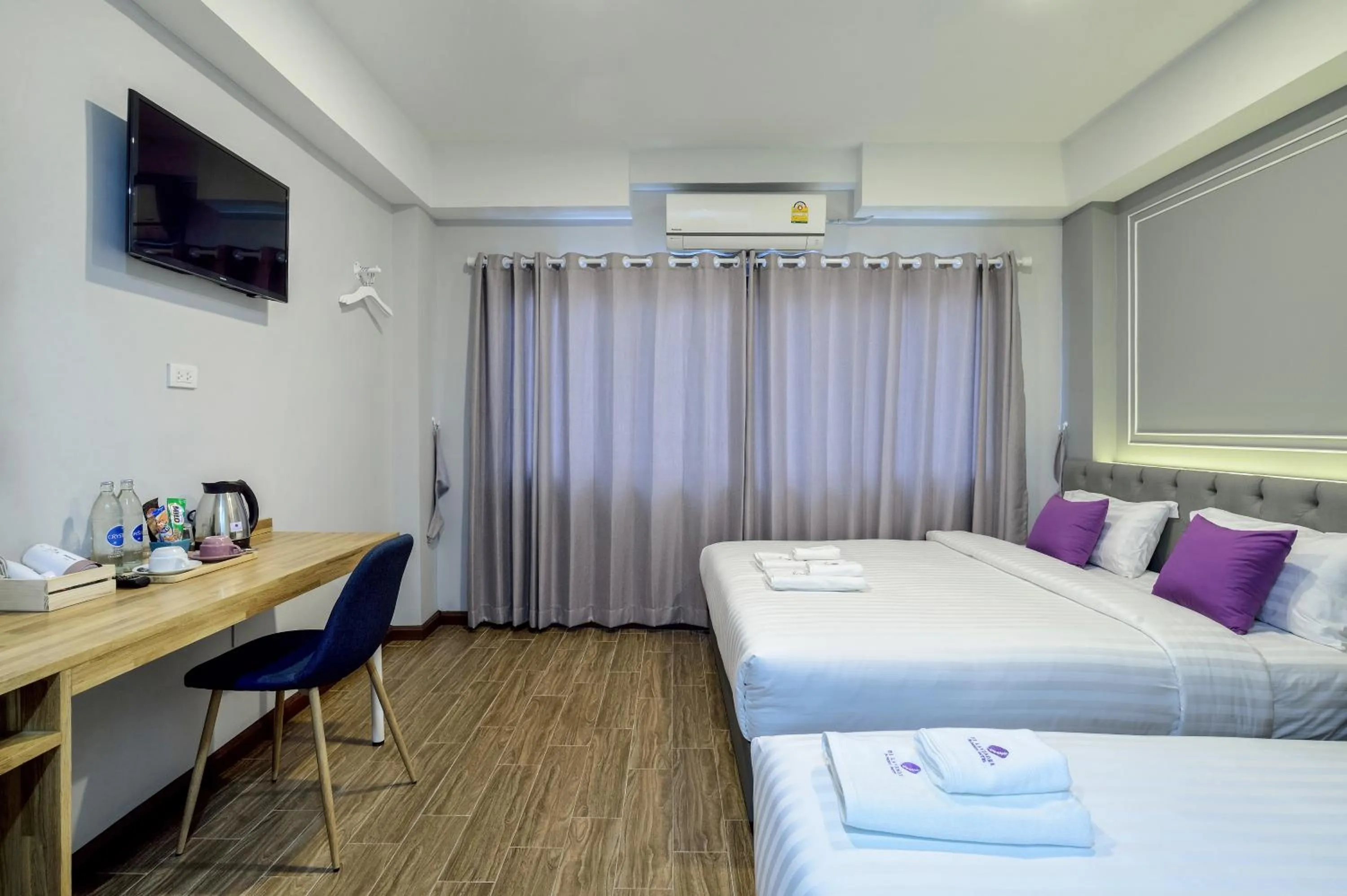 Bedroom, Bed in De Lavender Bangkok Hotel