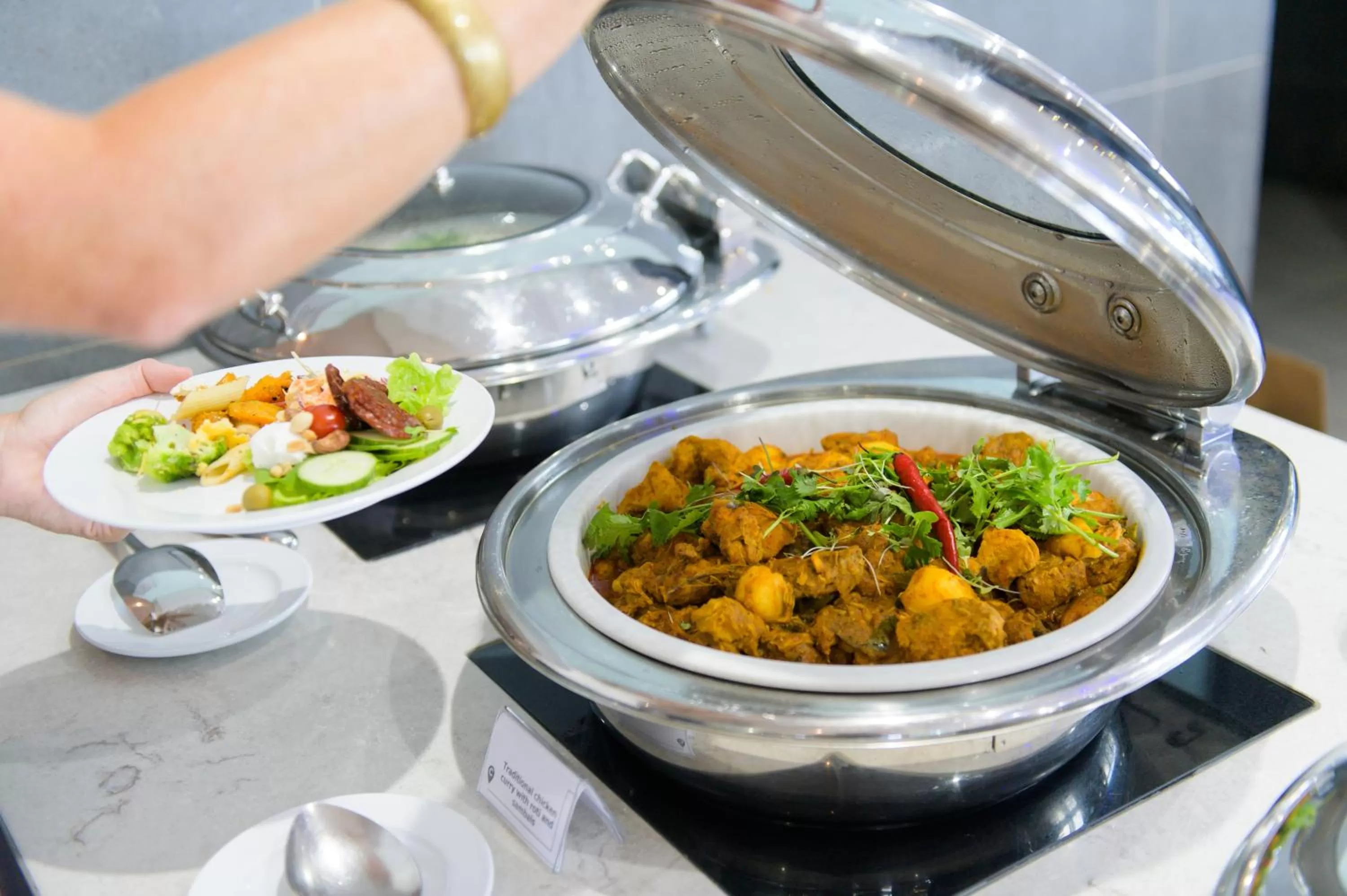 Food in The Capital Pearls Hotel