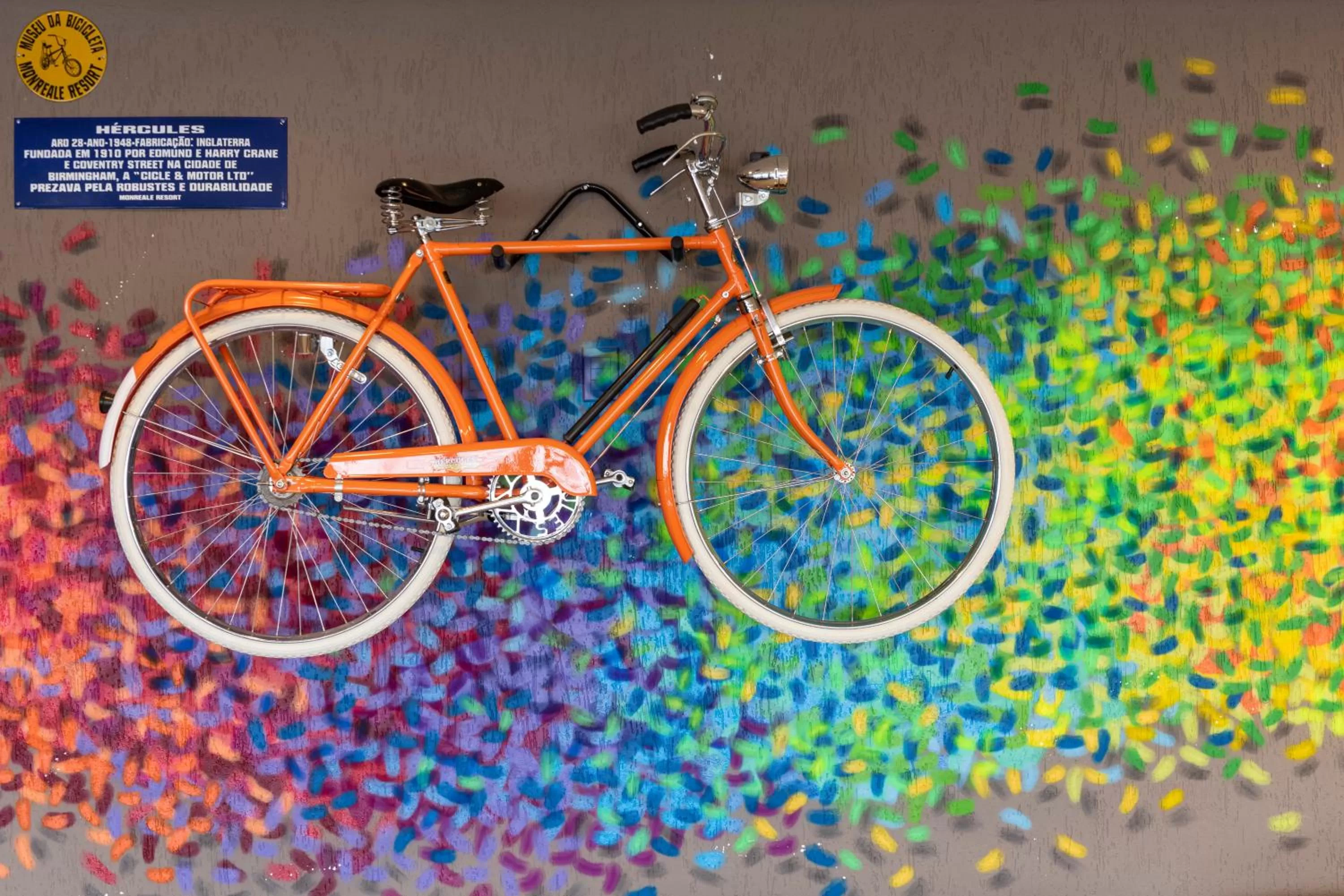 Decorative detail in Monreale Express Glicério Campinas