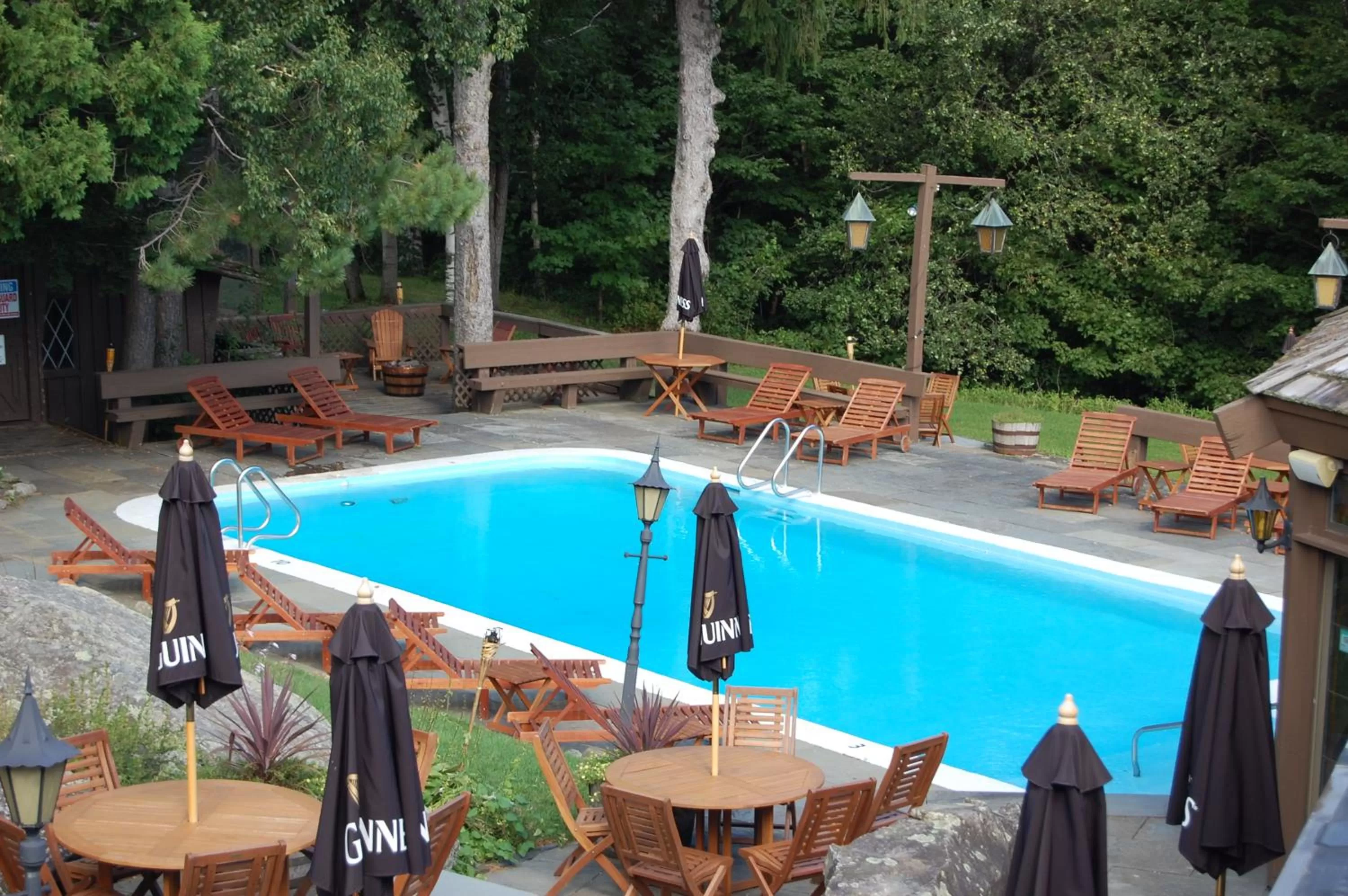 Swimming pool in Summit Lodge