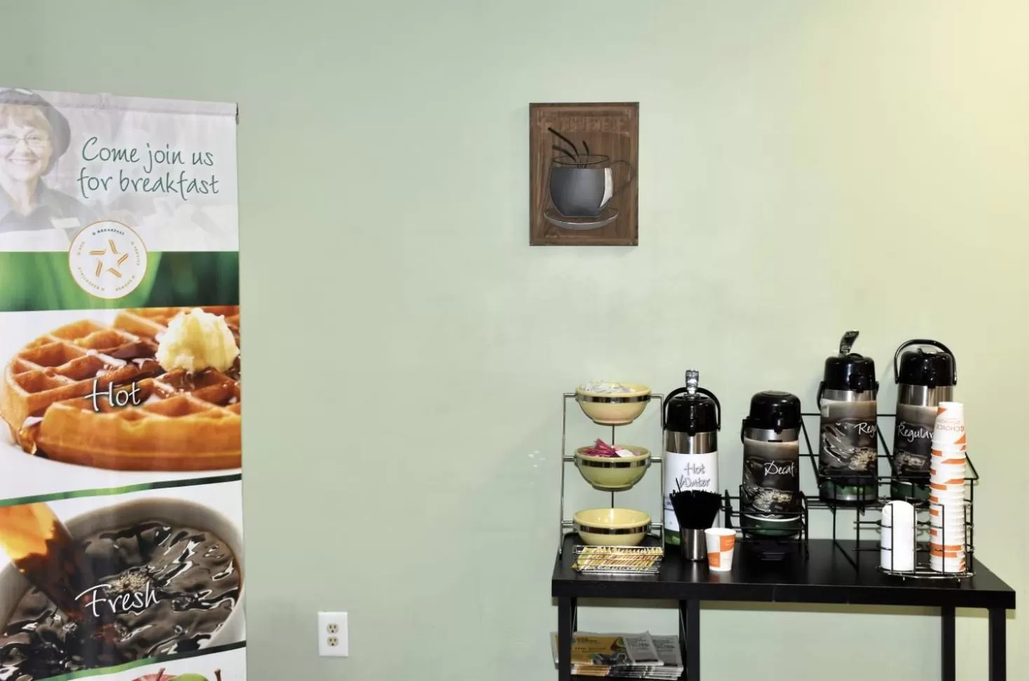 Breakfast in Rodeway Inn Harbison Area