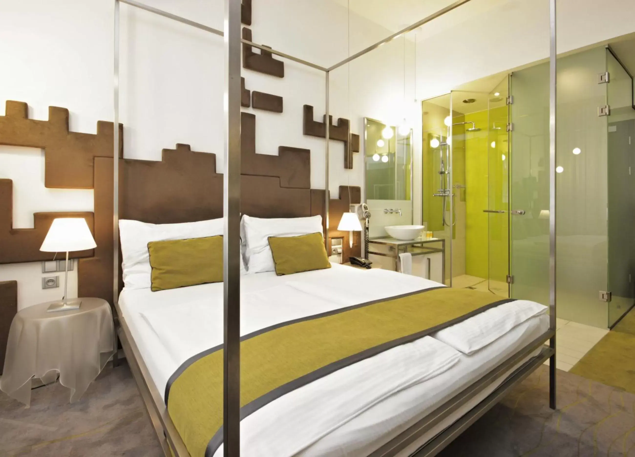 Double Room in Pure White Double Room in Pure White