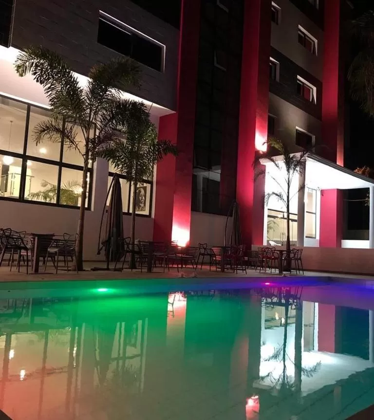 Property building, Swimming Pool in Hotel L'Adresse Dakar