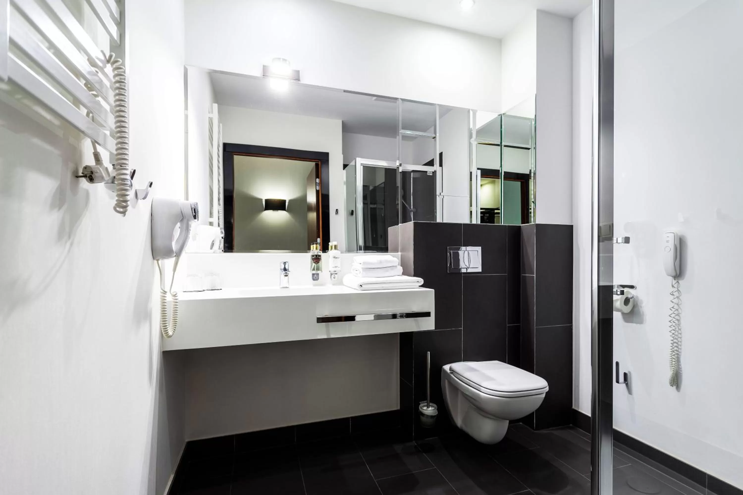 Bathroom in Diune Resort by Zdrojowa