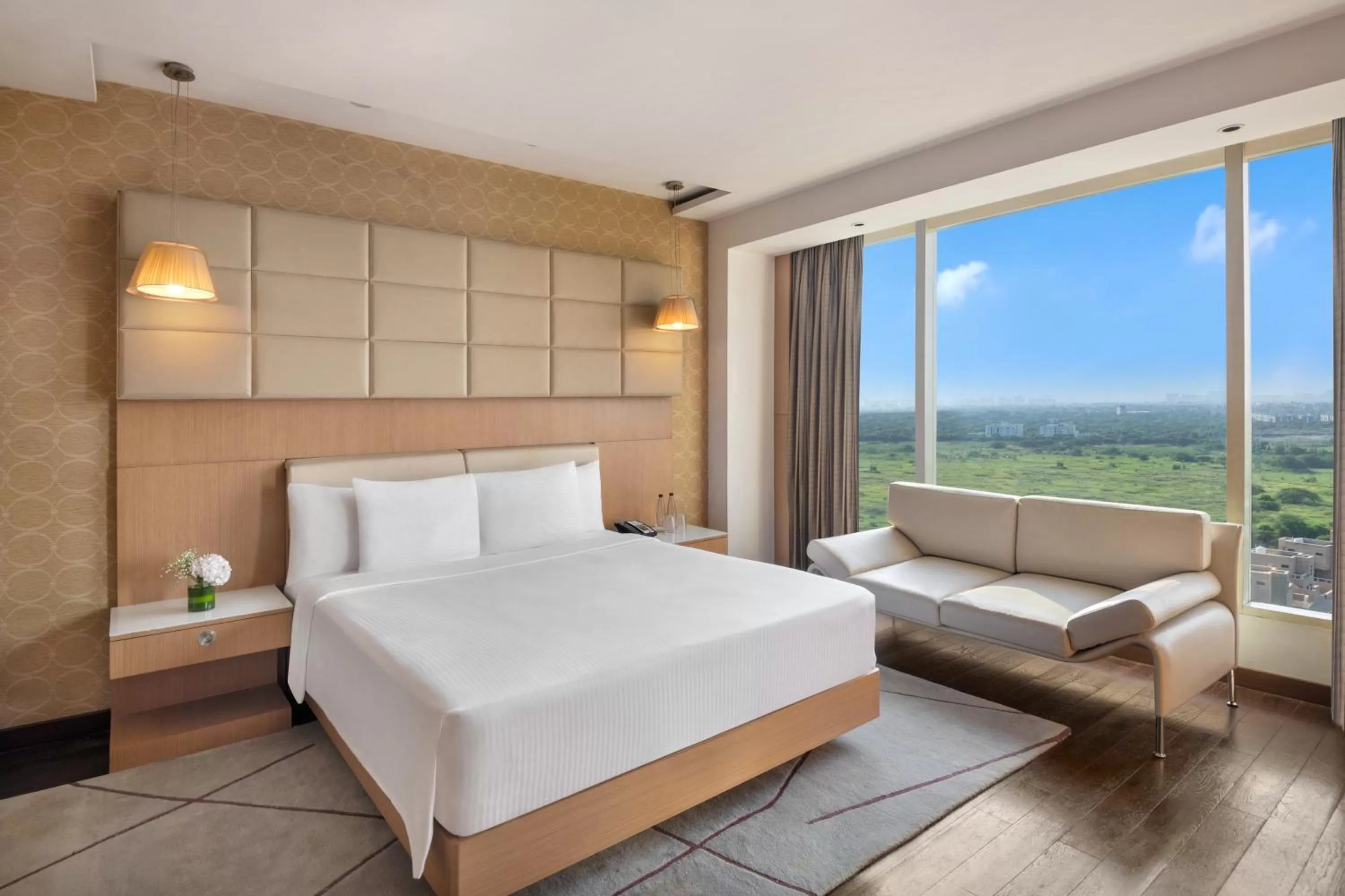 Photo of the whole room, Bed in Crowne Plaza Greater Noida by IHG