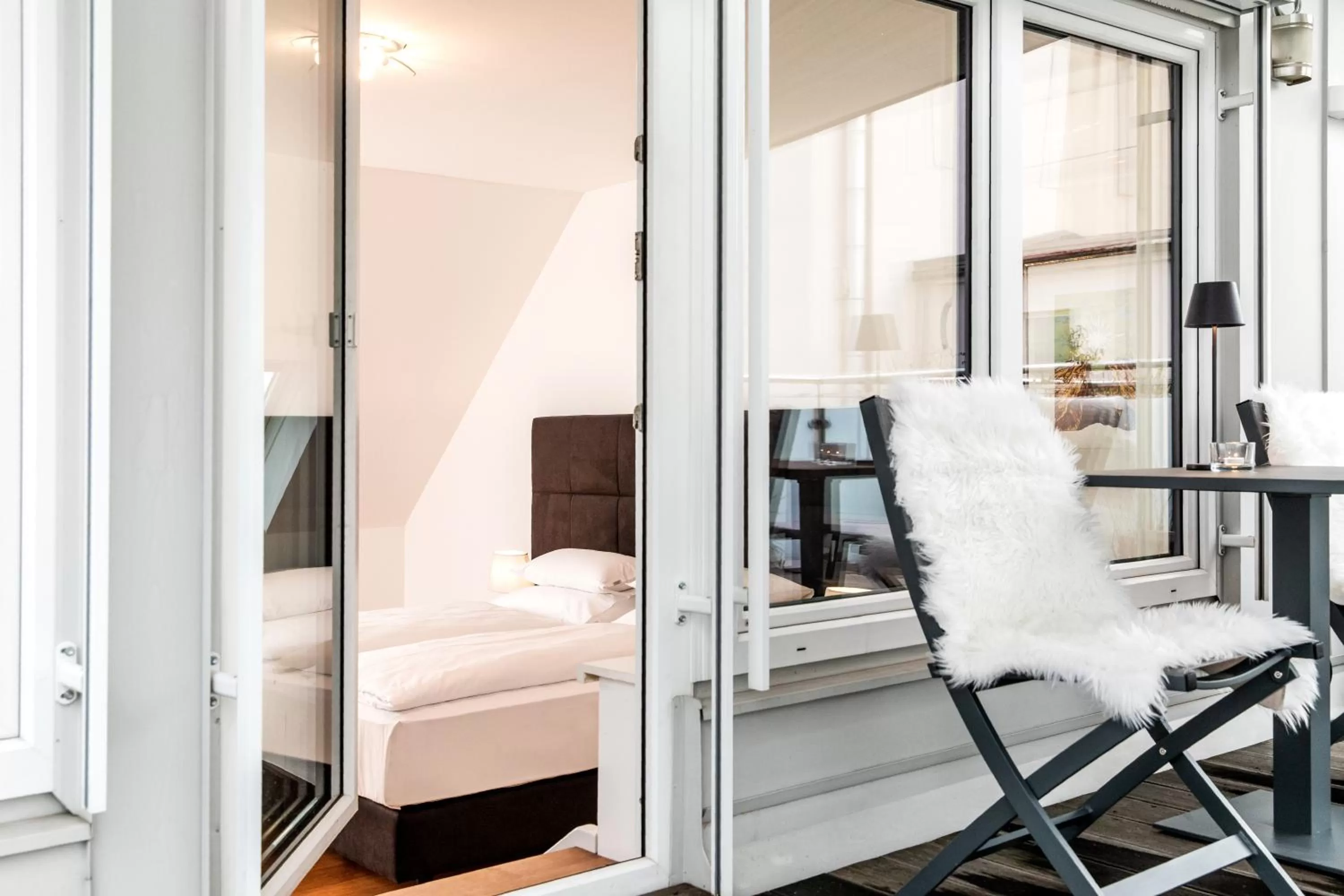 Balcony/Terrace, Bed in Hotel Sandwirth