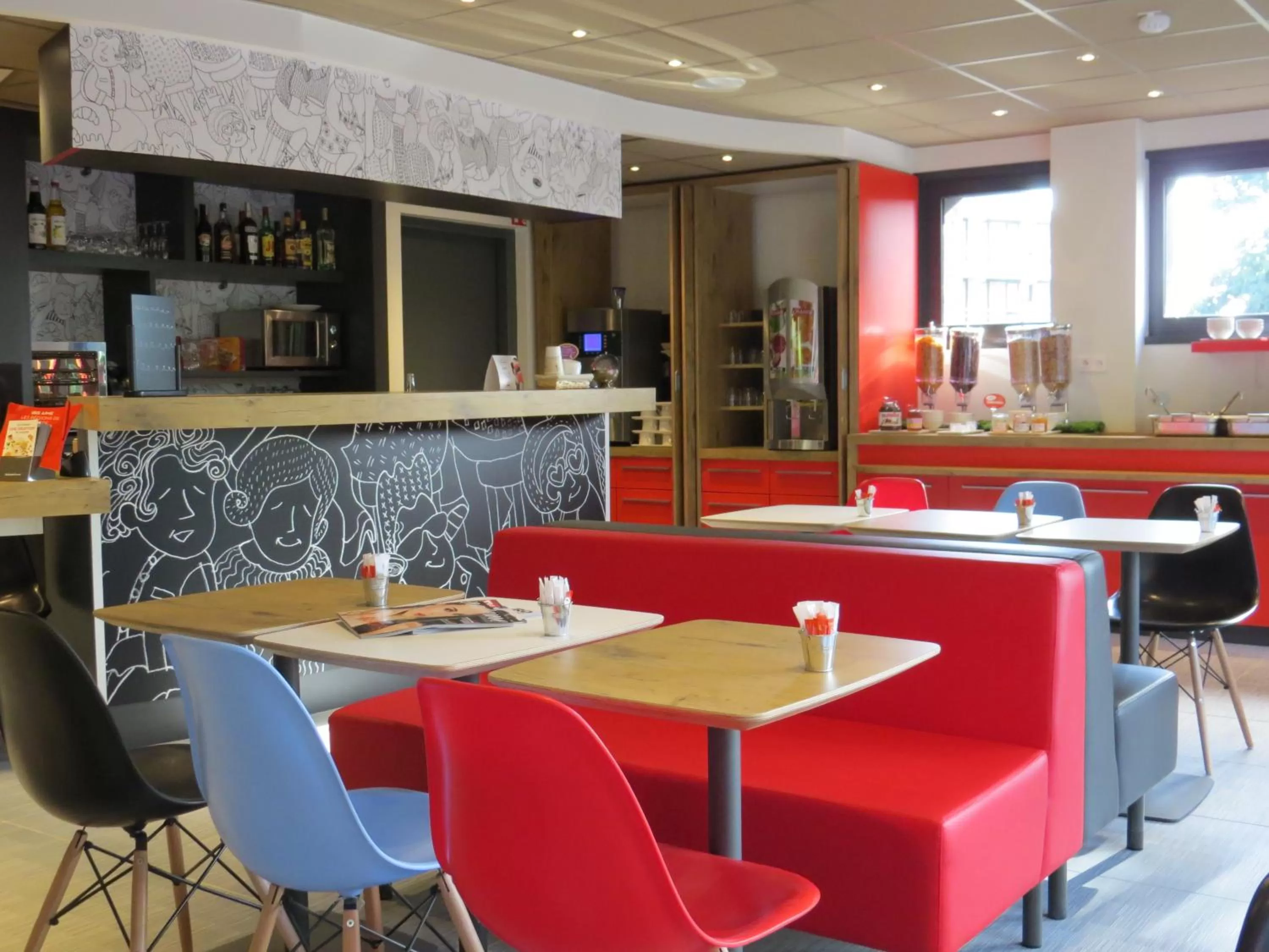 Restaurant/places to eat in ibis Soissons