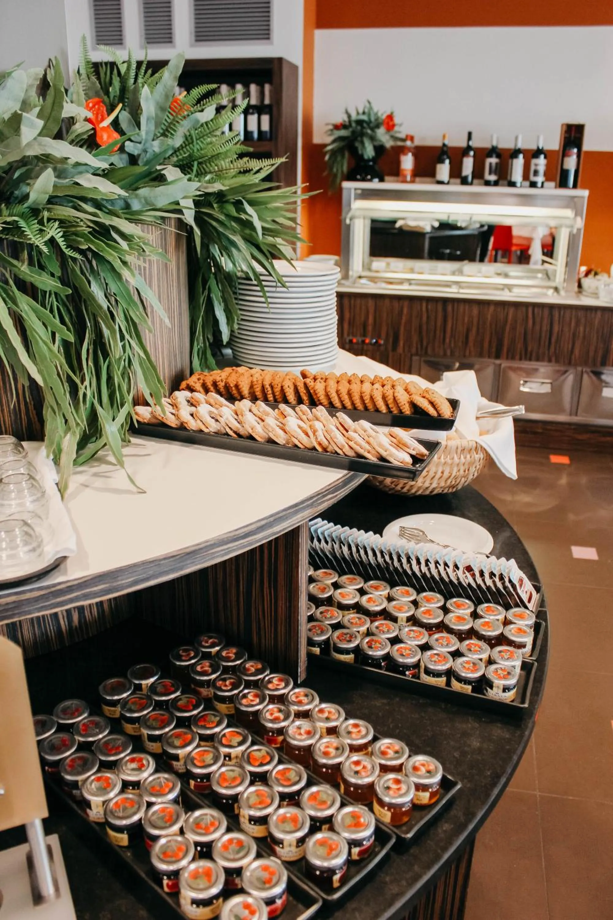 Breakfast in Hotel Adlon