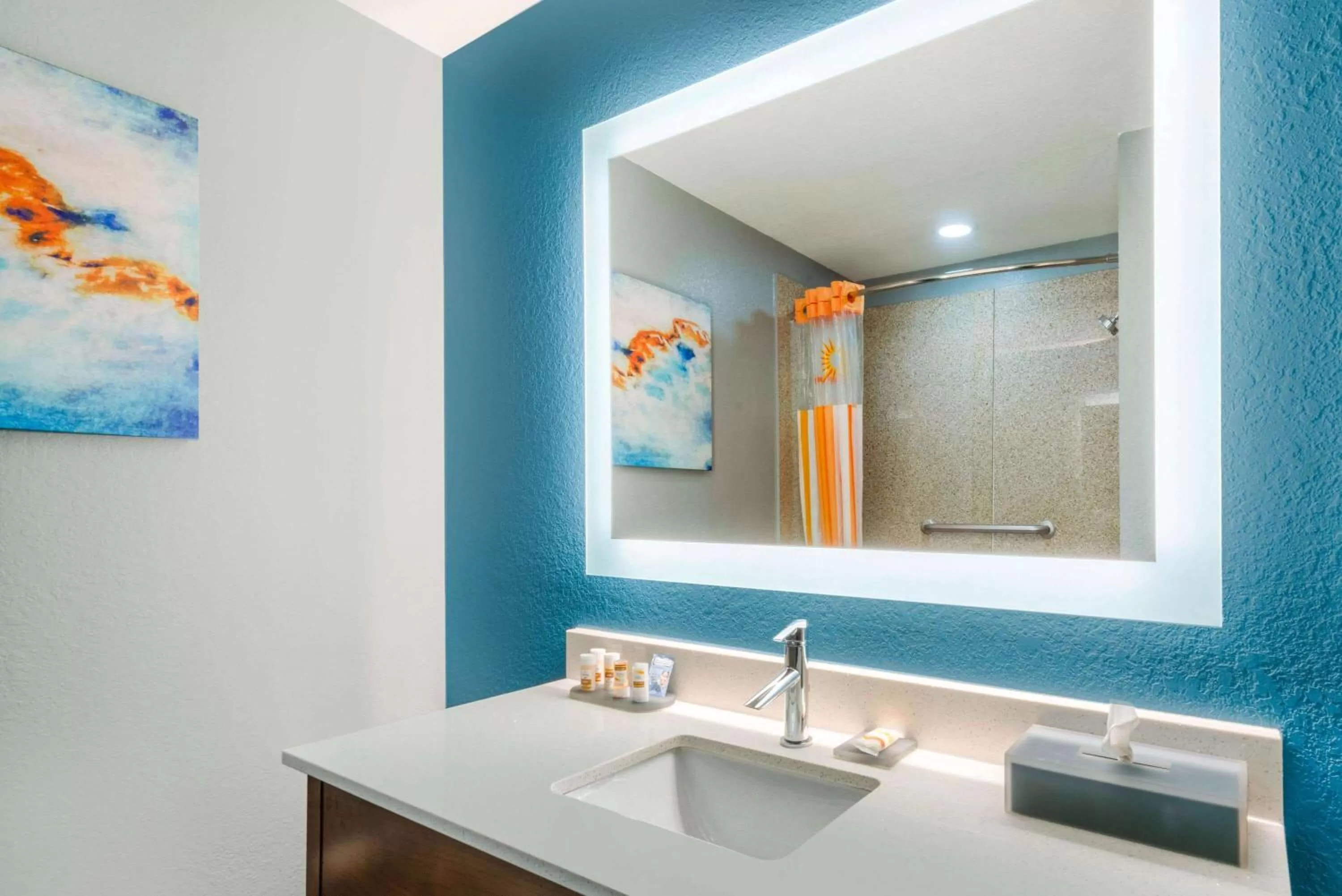 Bathroom in La Quinta by Wyndham St. Petersburg Northeast *Newly Renovated